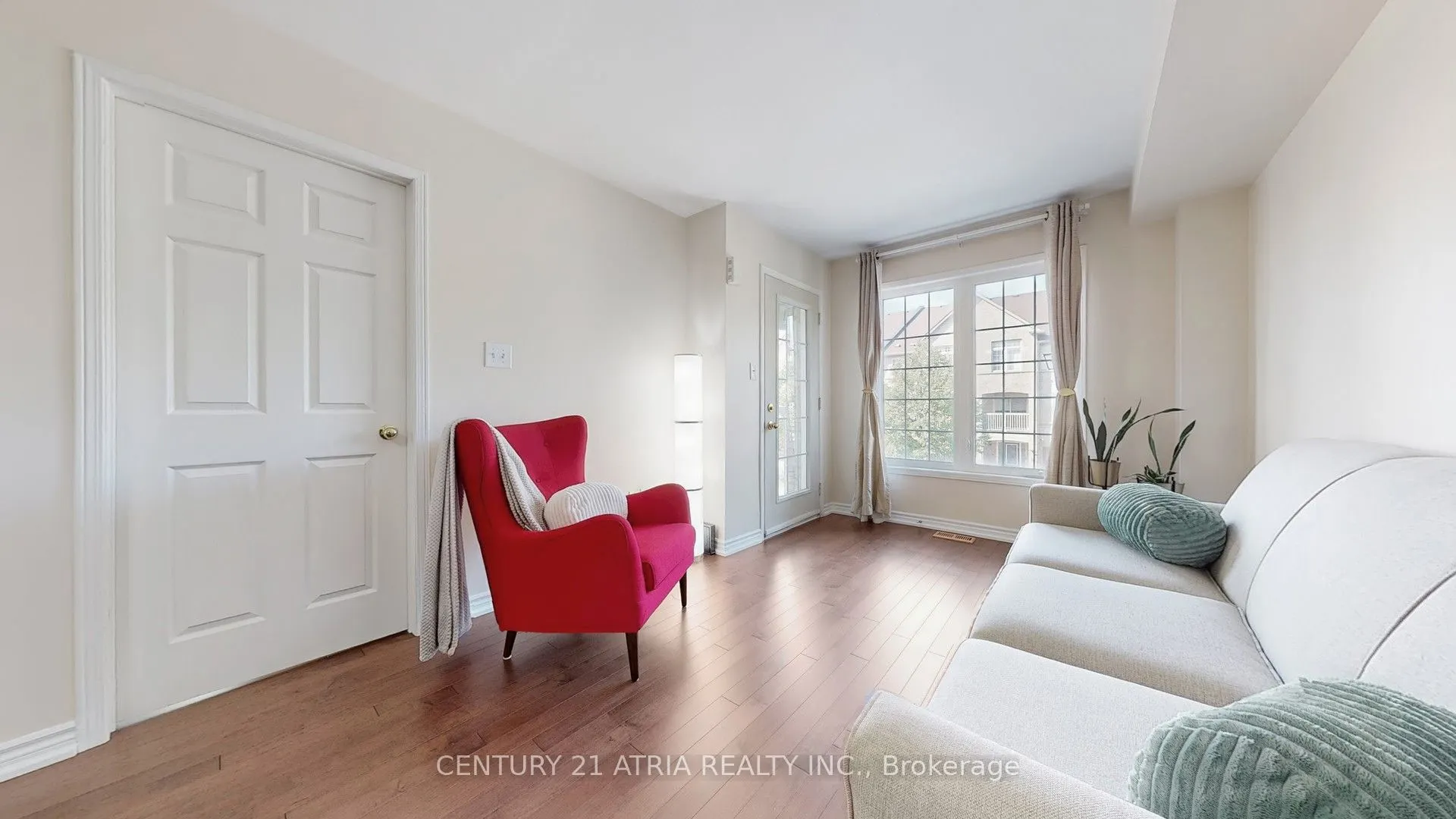 11 Clowes Street