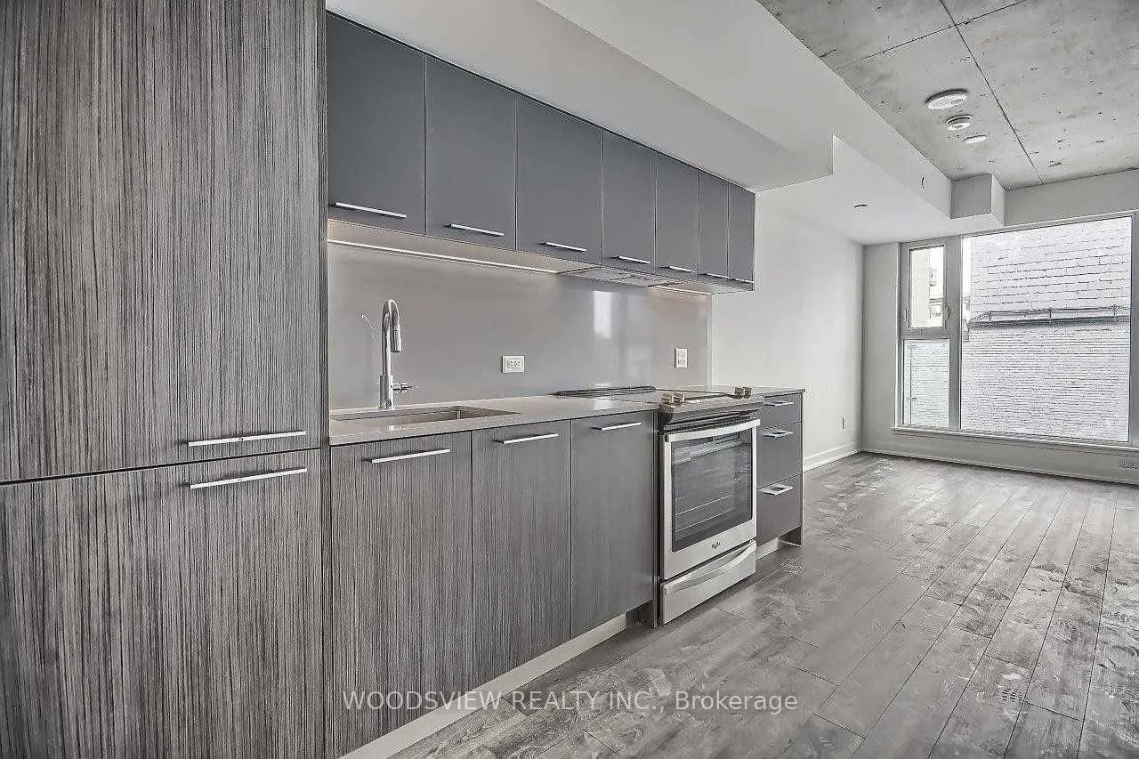 30 Baseball Place, #421