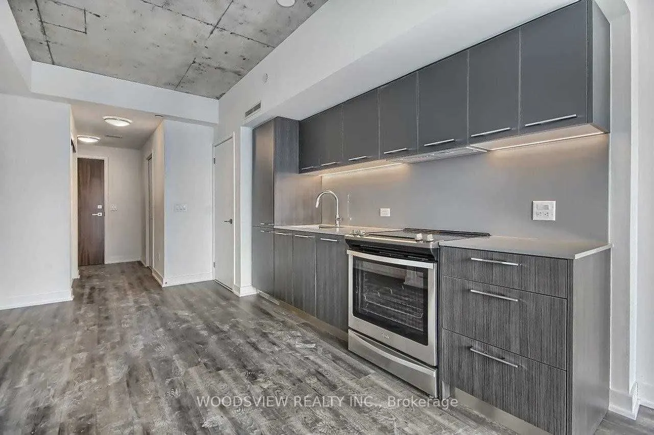 30 Baseball Place, #421