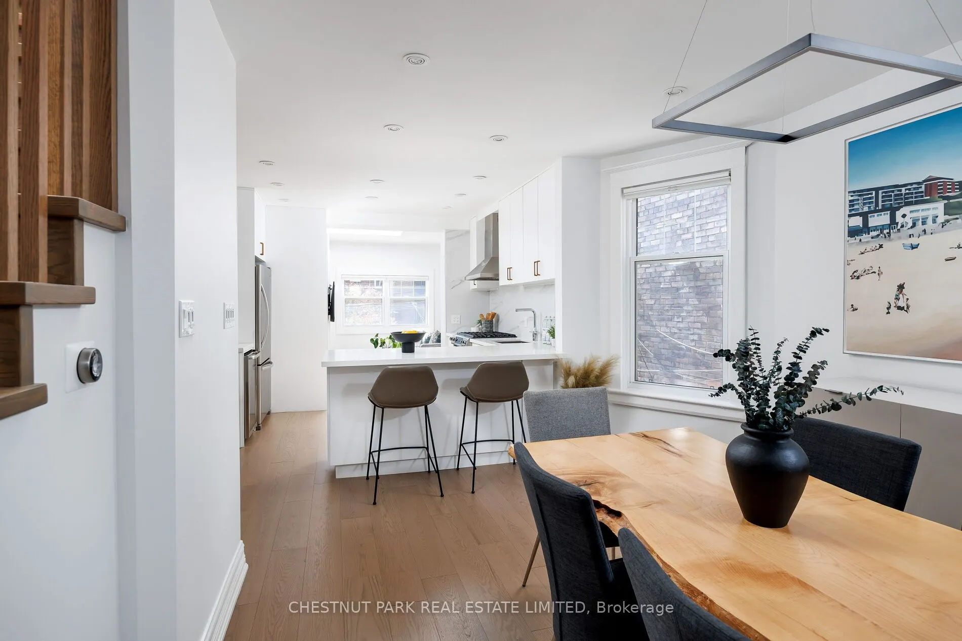 33 Tennis Crescent