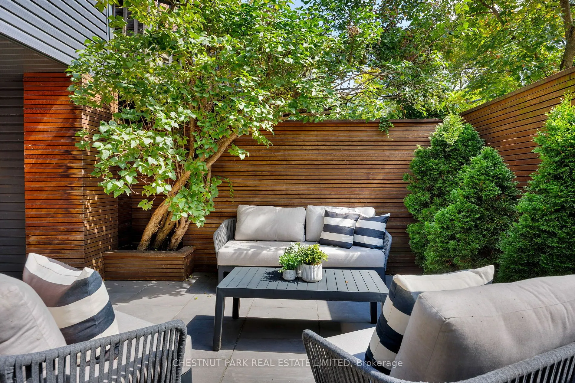 33 Tennis Crescent