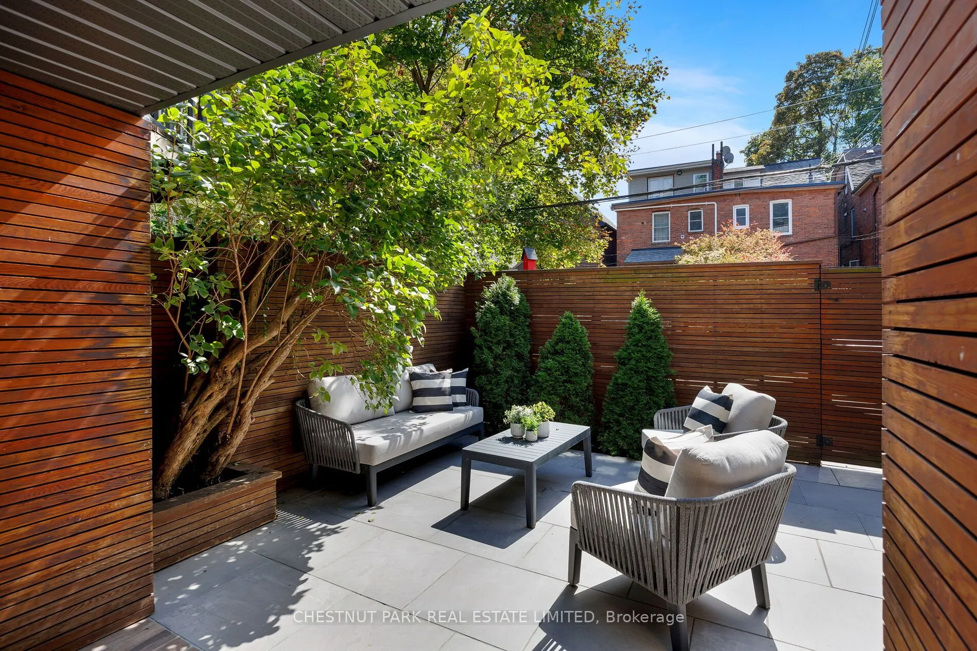 33 Tennis Crescent