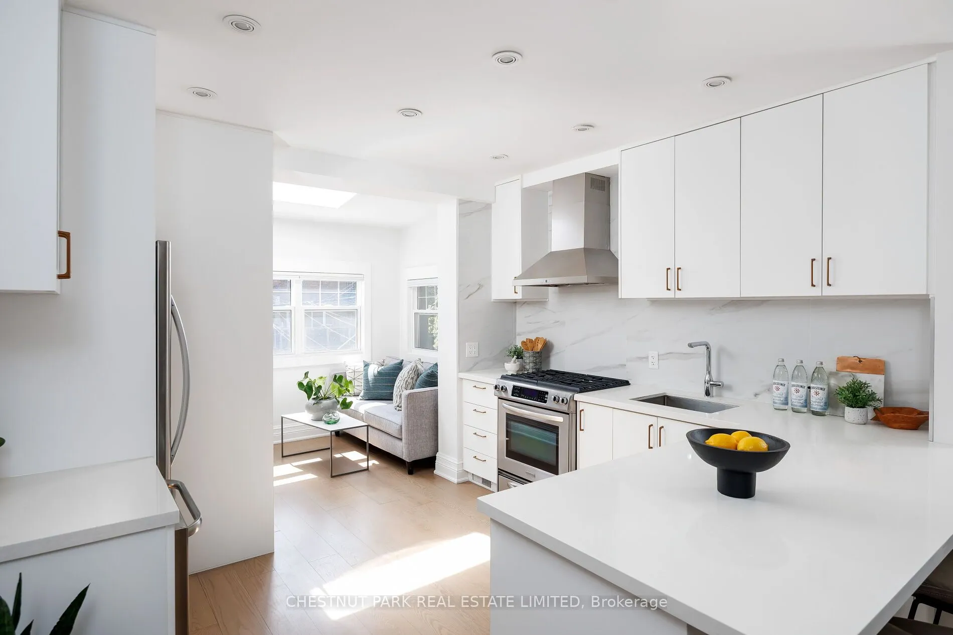 33 Tennis Crescent