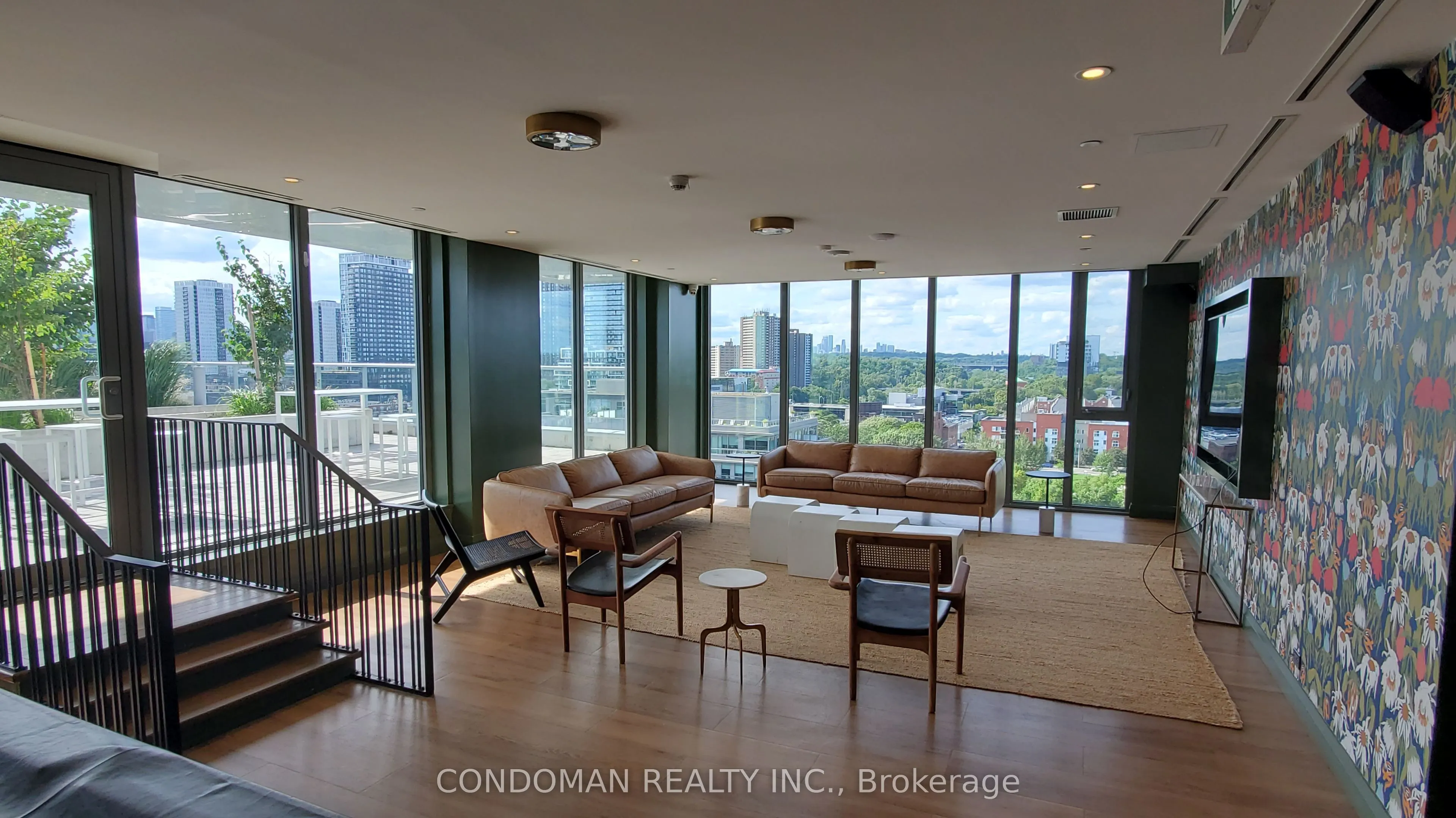 45 Baseball Place, #604