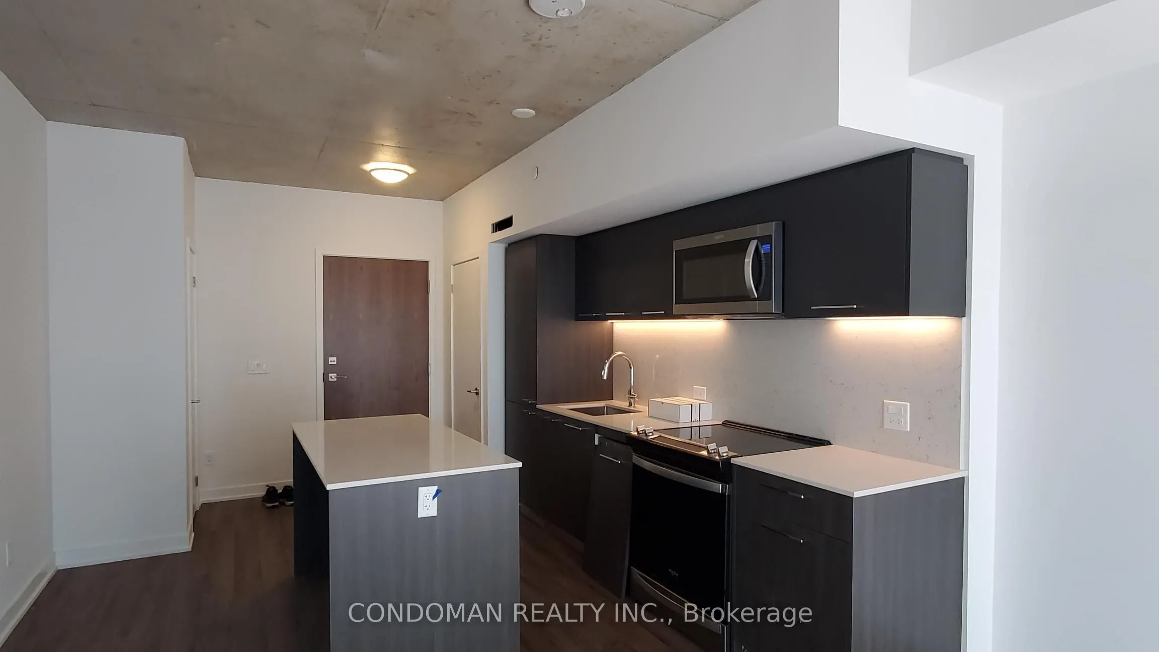 45 Baseball Place, #604