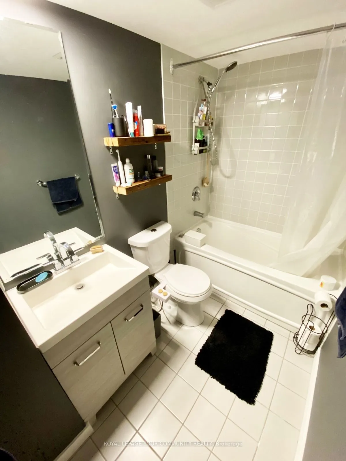 36 Lee Centre Drive, #1205
