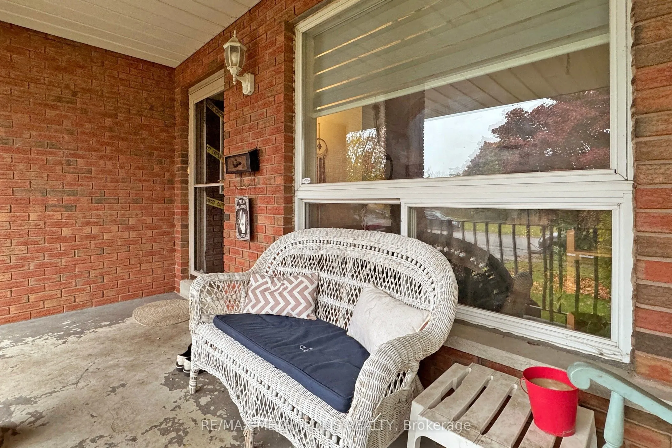 709 Keates Avenue