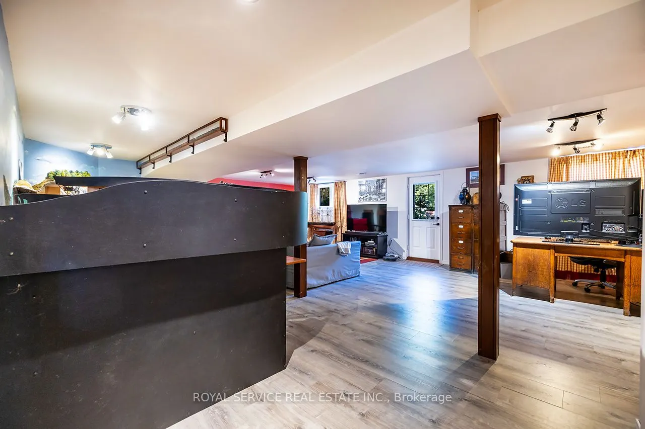 5781 Ochonski Road