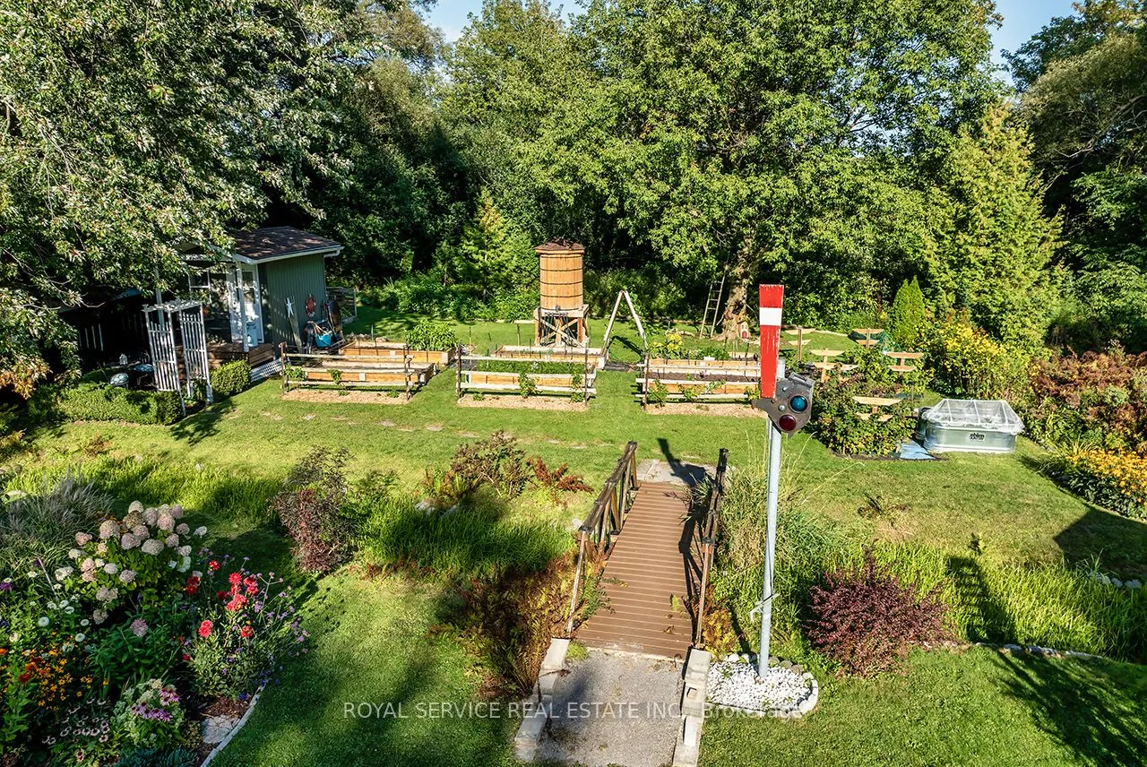 5781 Ochonski Road