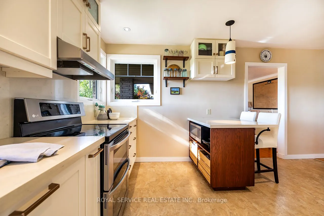 5781 Ochonski Road