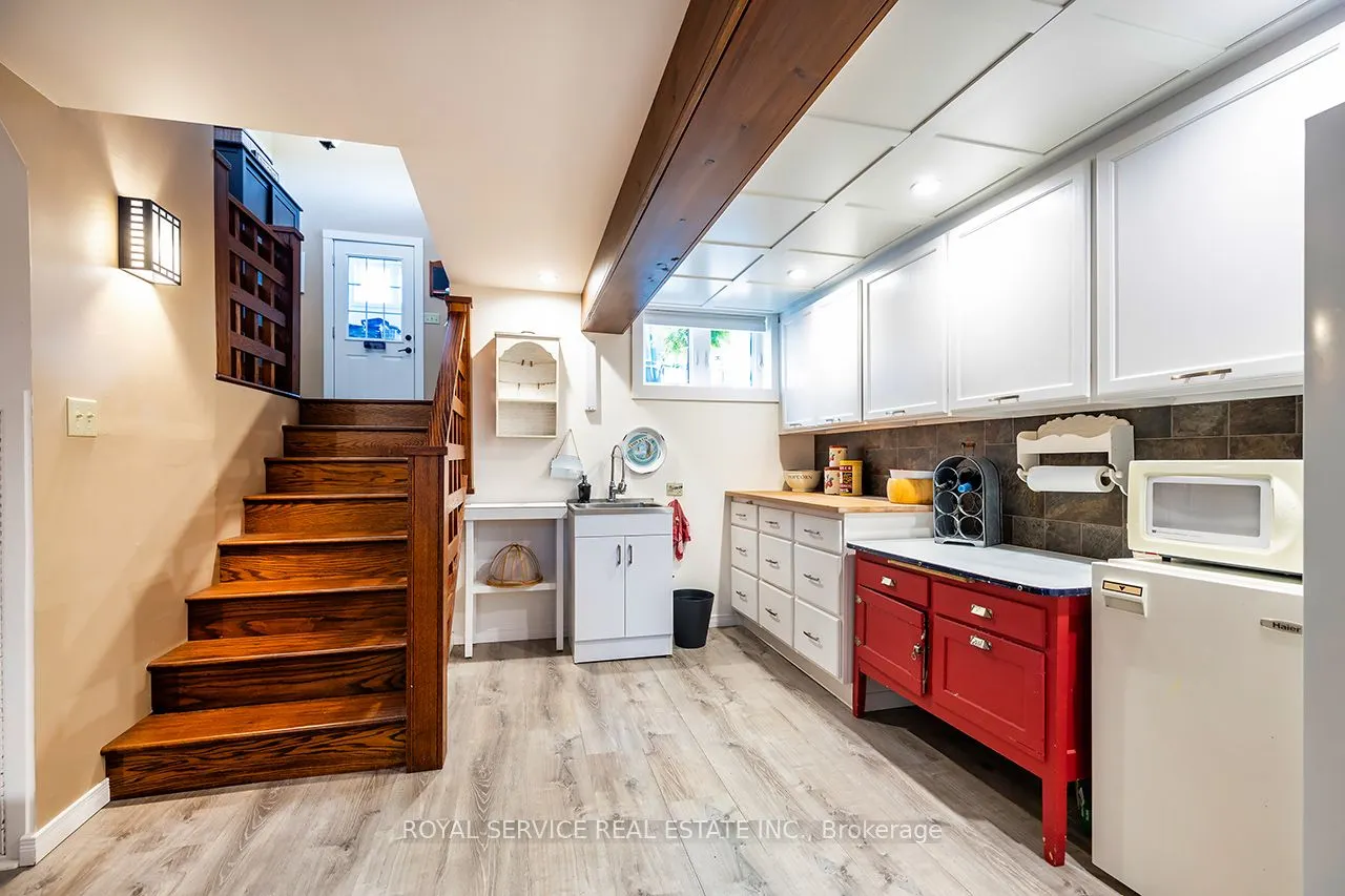 5781 Ochonski Road