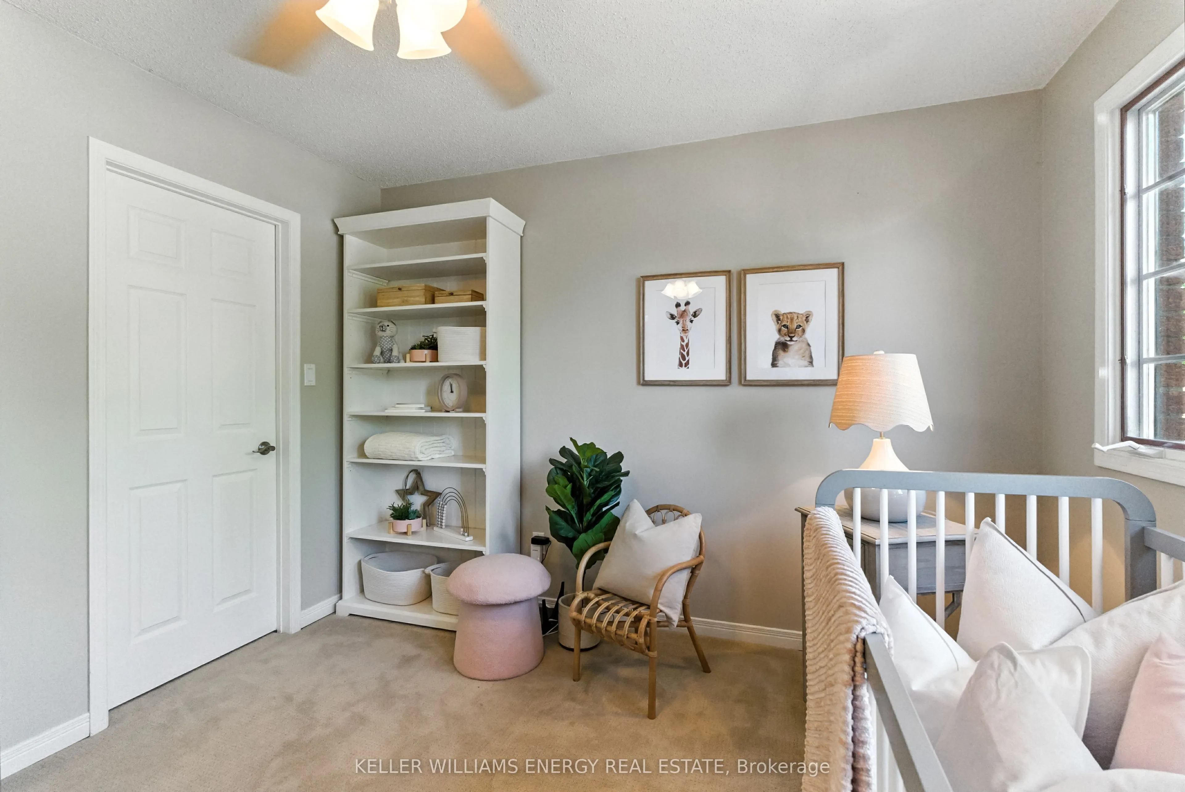 807 Regal Crescent