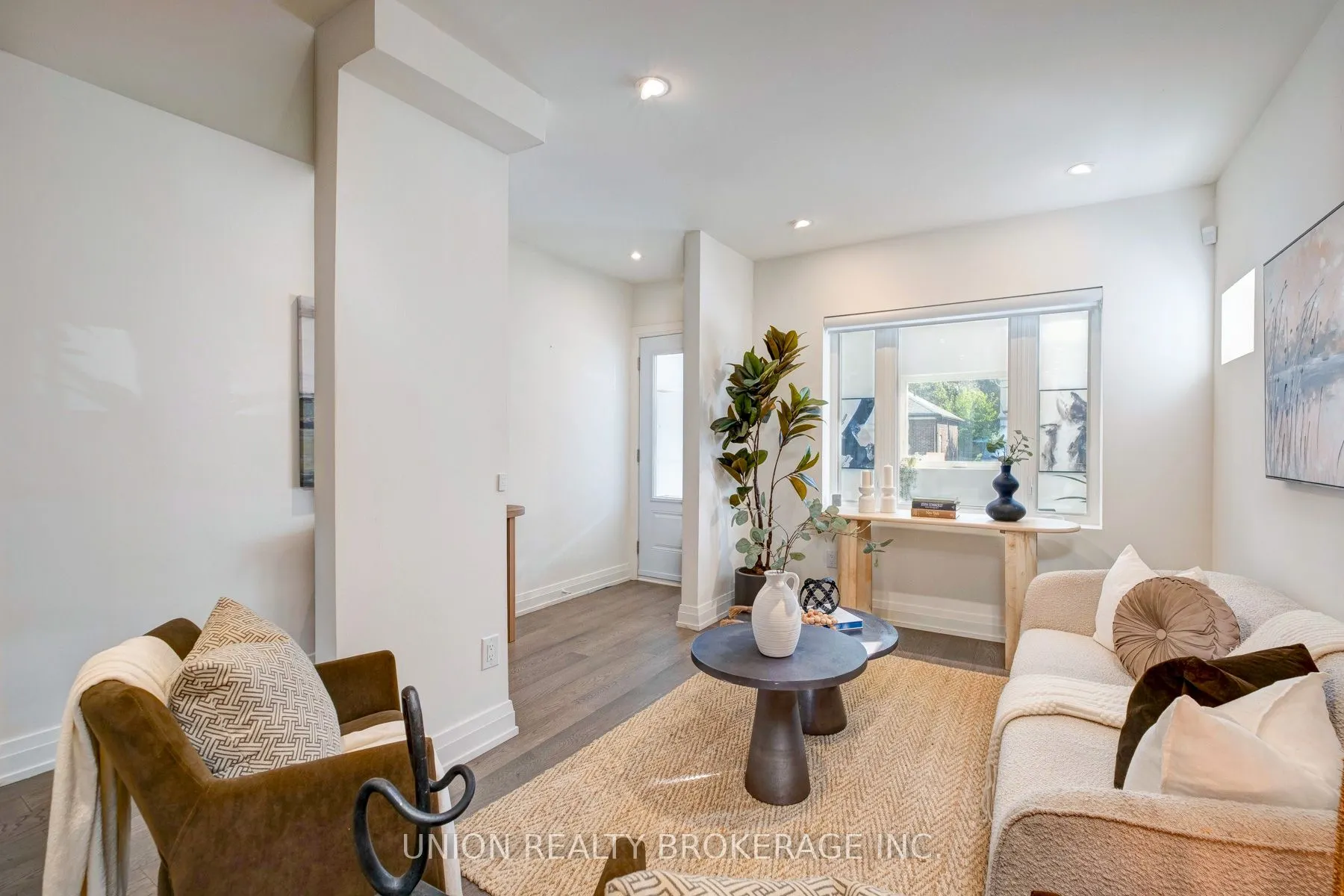 26 Greenwood Avenue