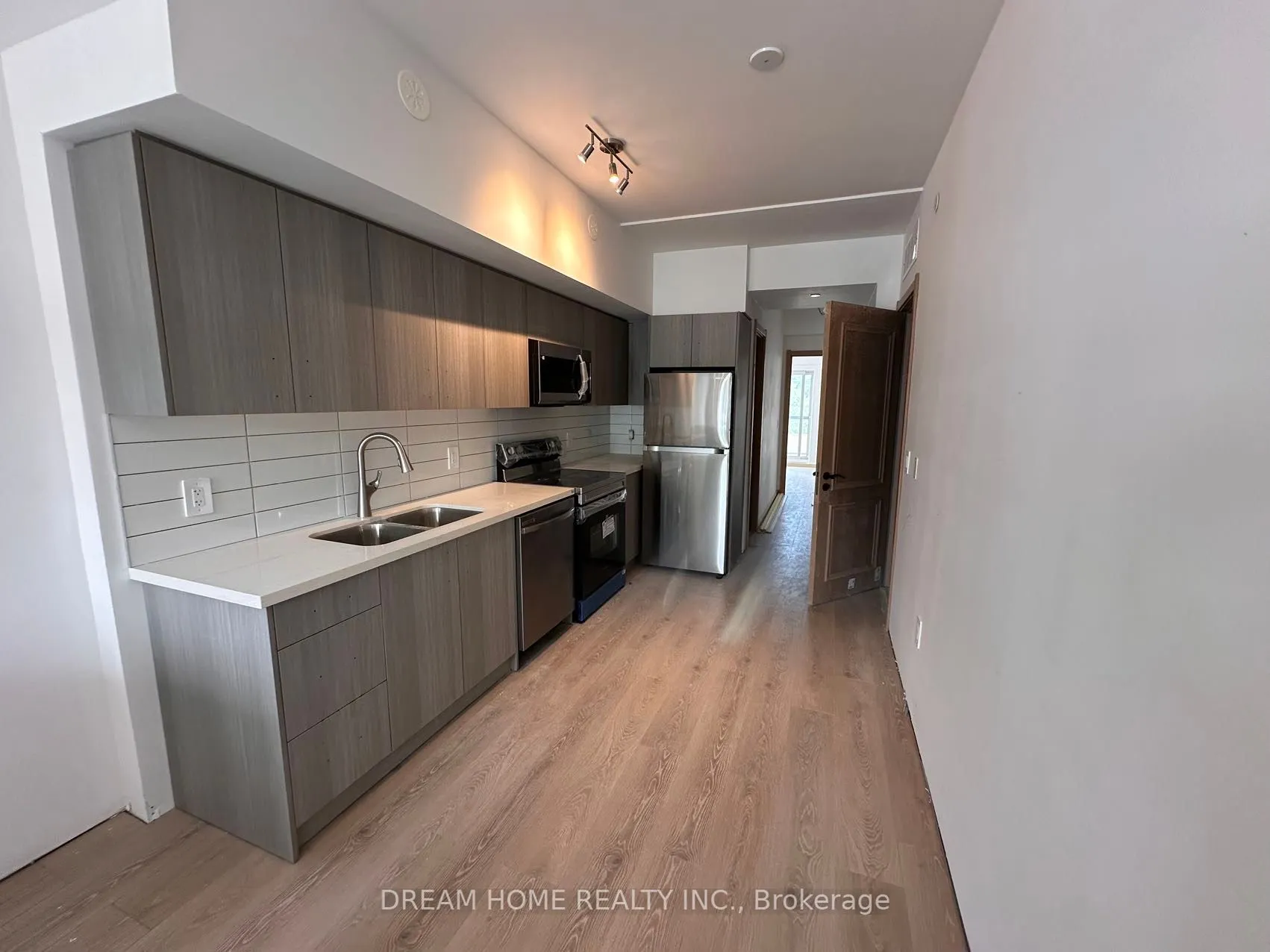 3427 Sheppard Avenue E, #C2-208