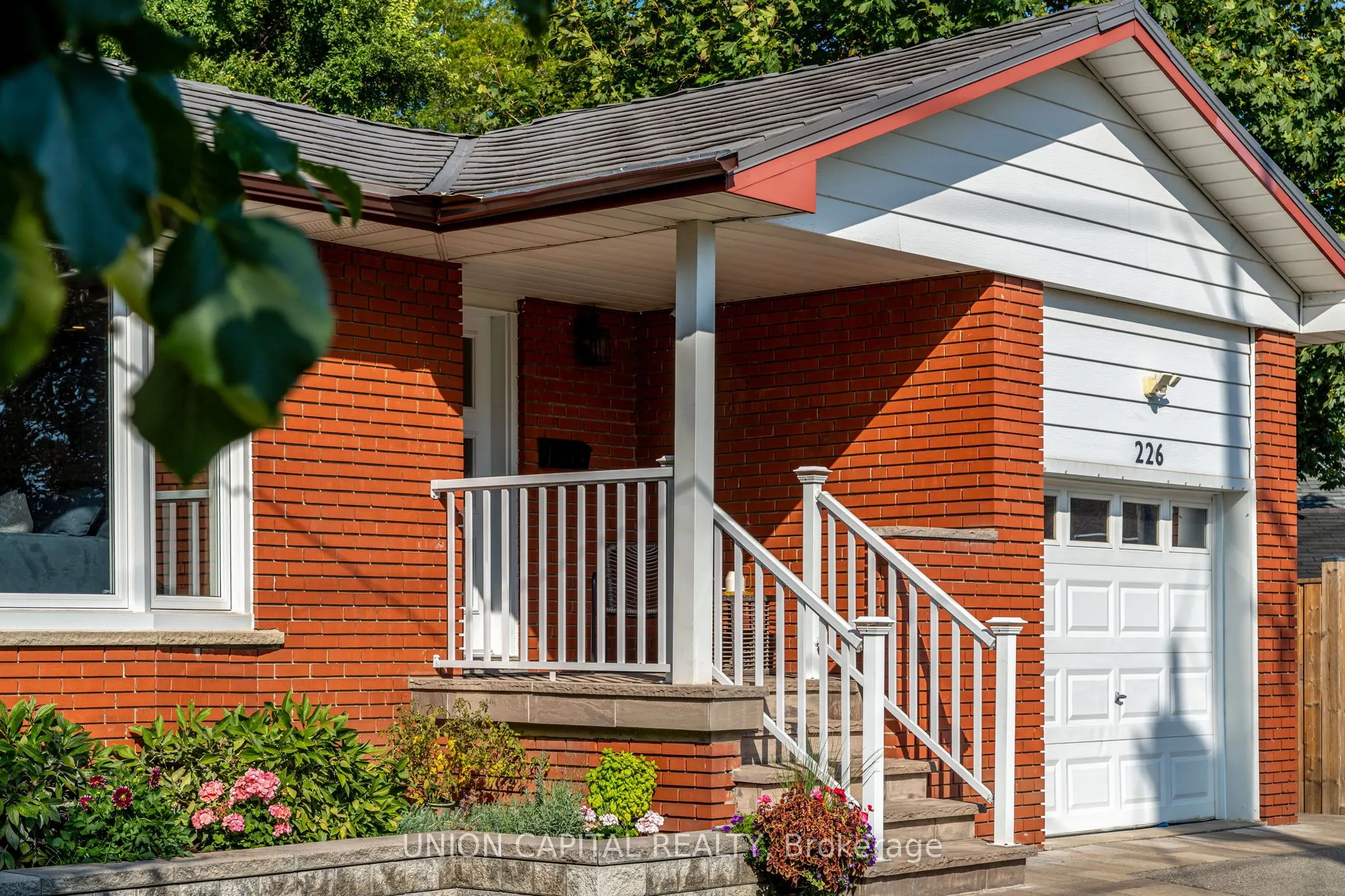 226 Cass Avenue