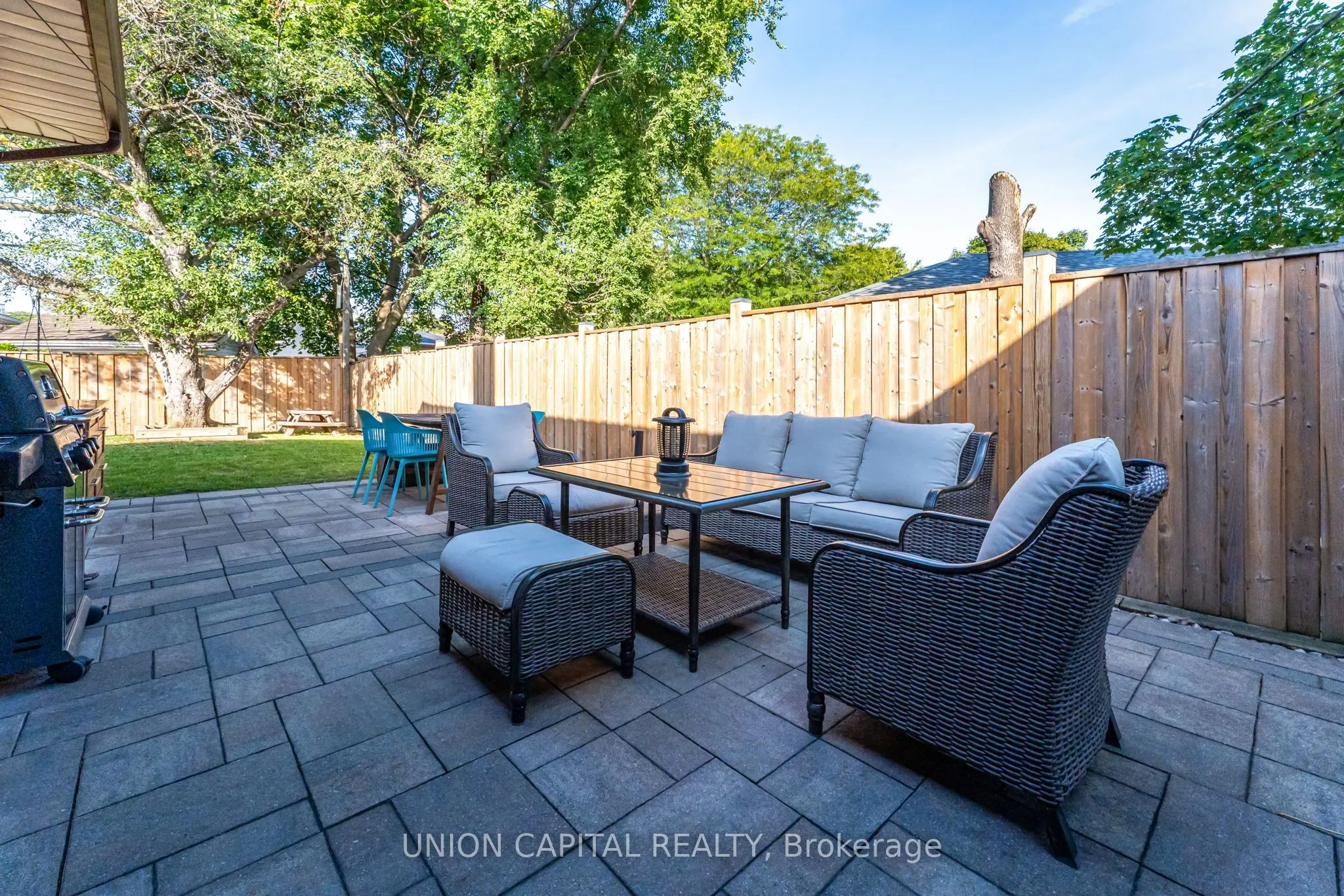226 Cass Avenue