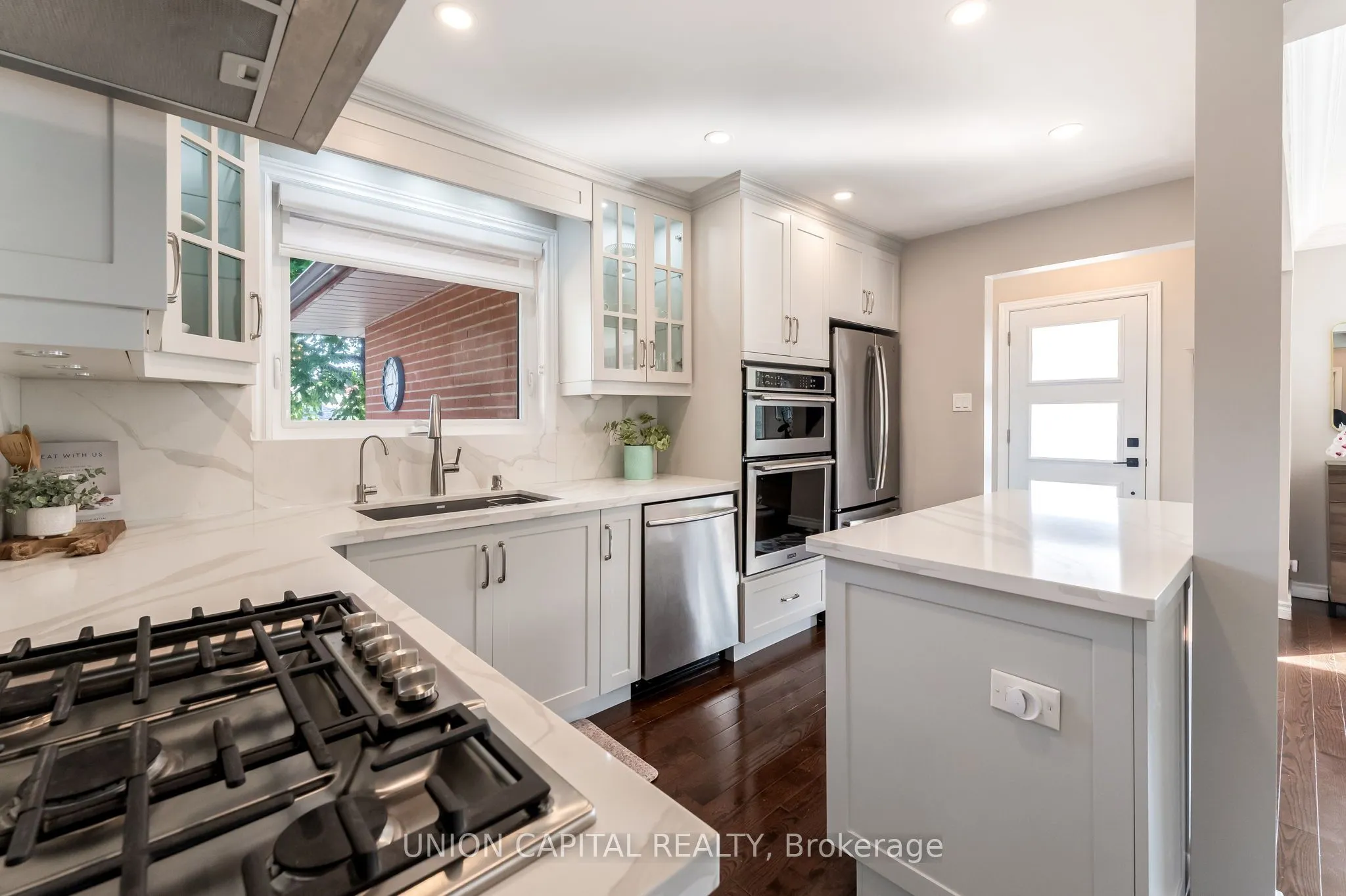 226 Cass Avenue
