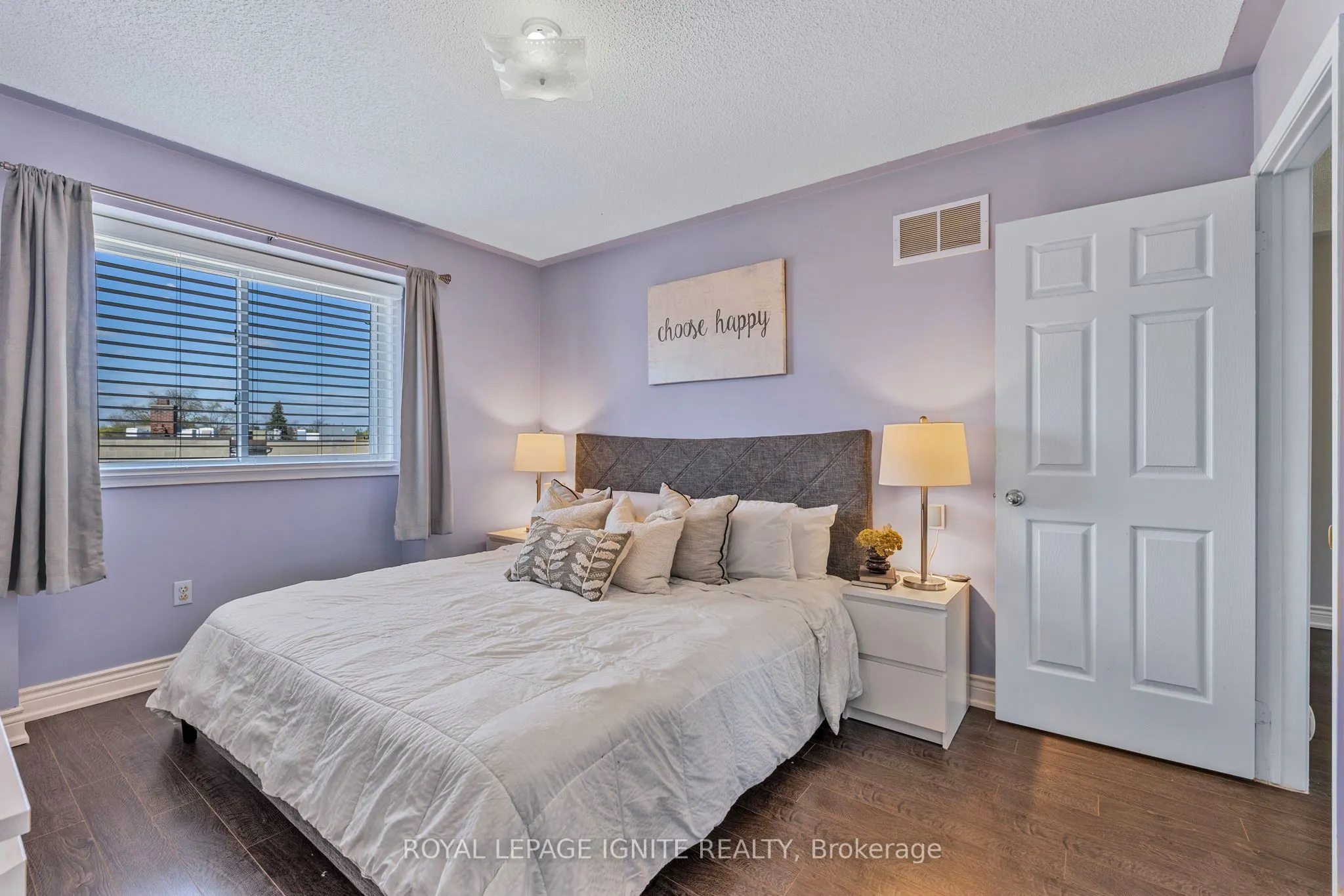 12 Eli Shackleton Court
