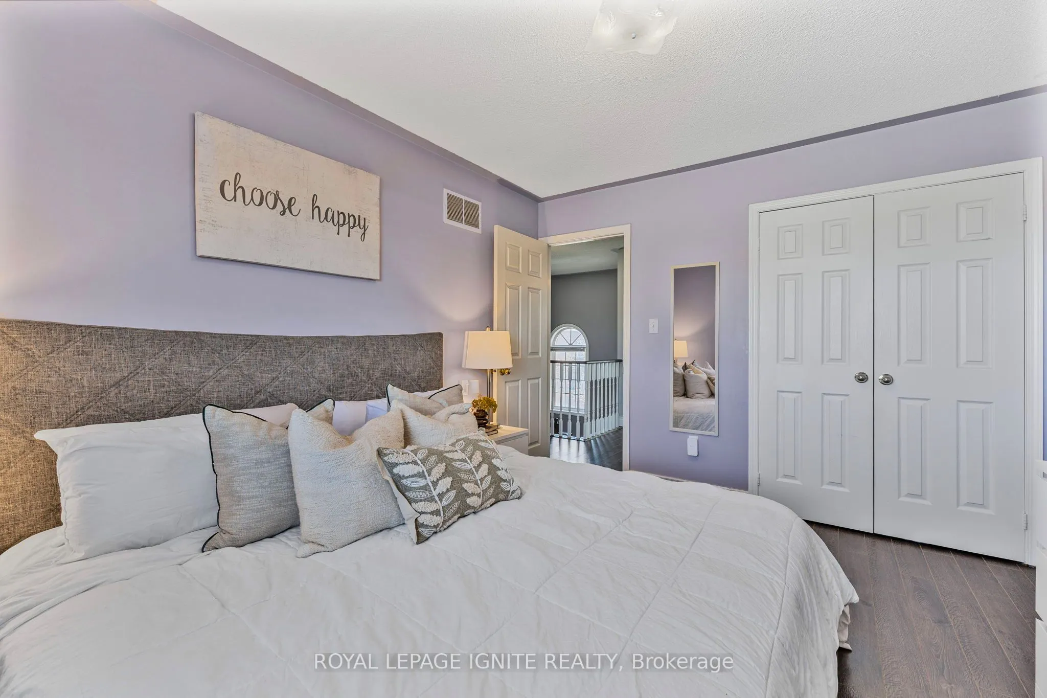 12 Eli Shackleton Court
