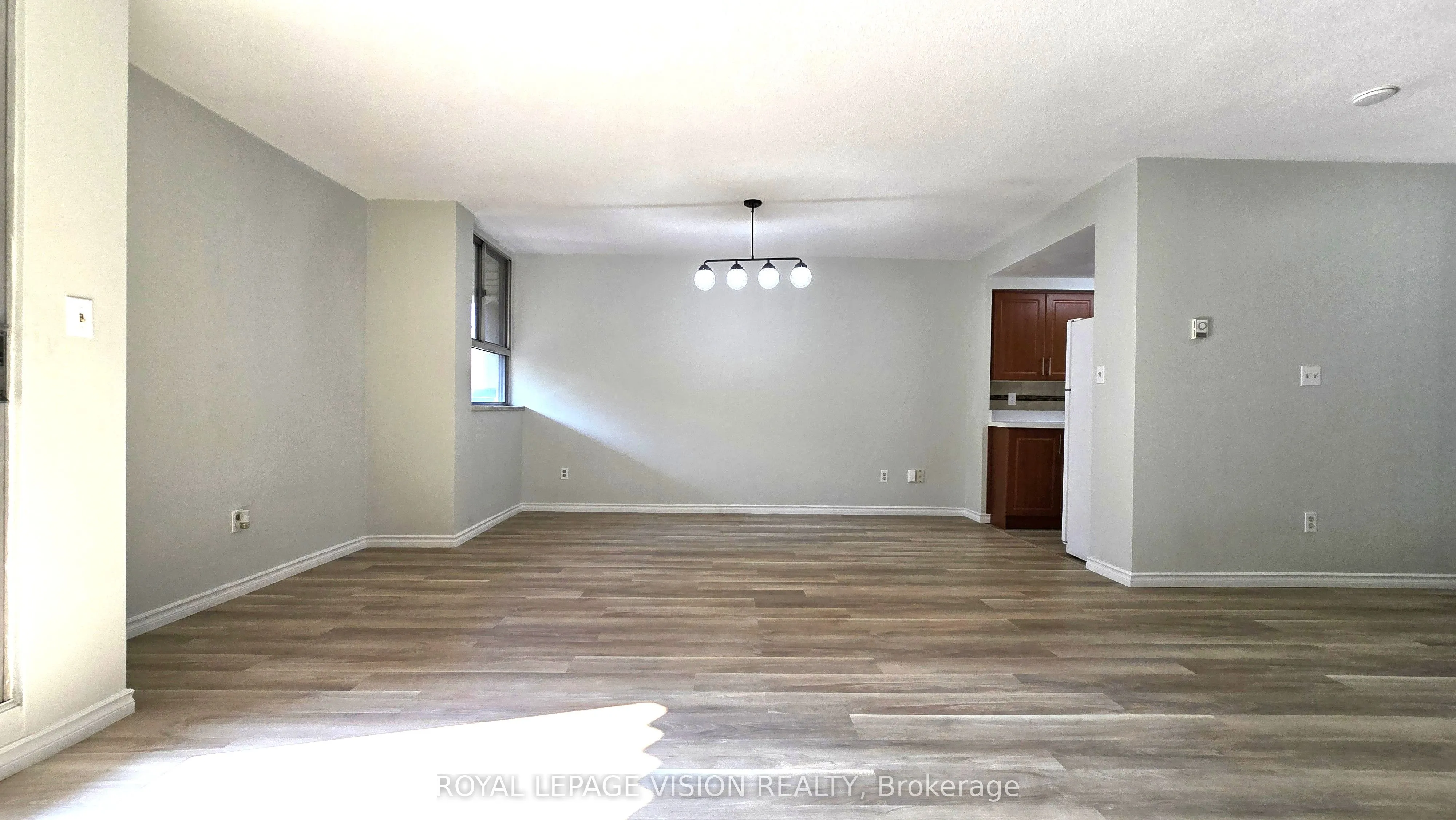 6 Crescent Town Road, #406
