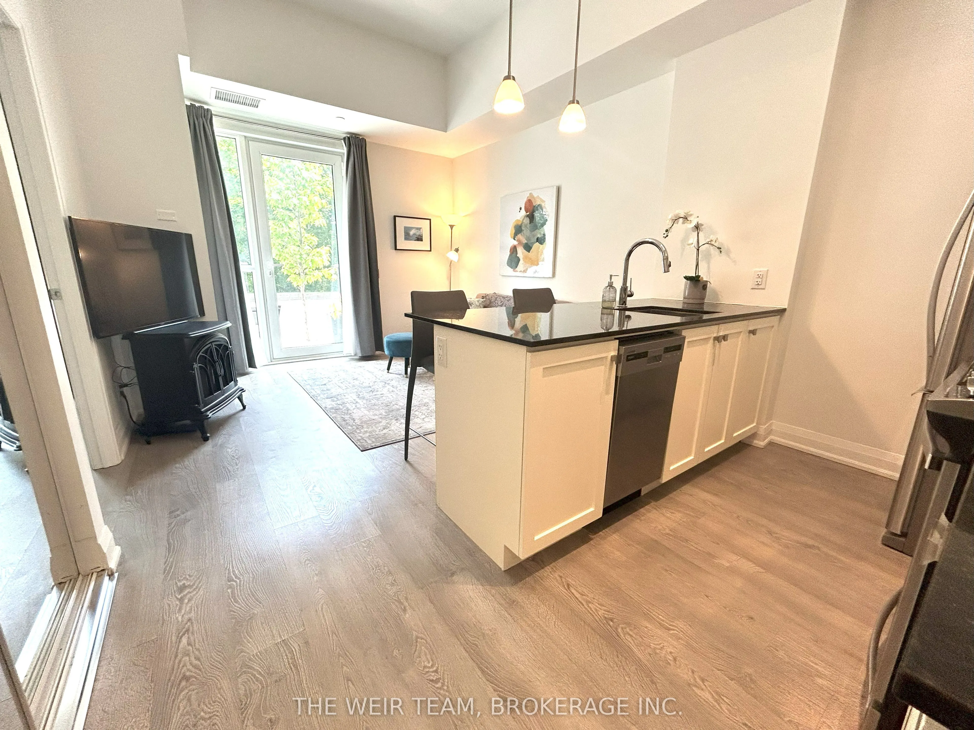 1400 Kingston Road, #101
