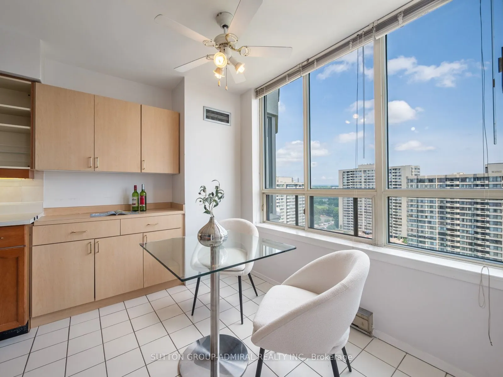 175 Bamburgh Circle, #1904