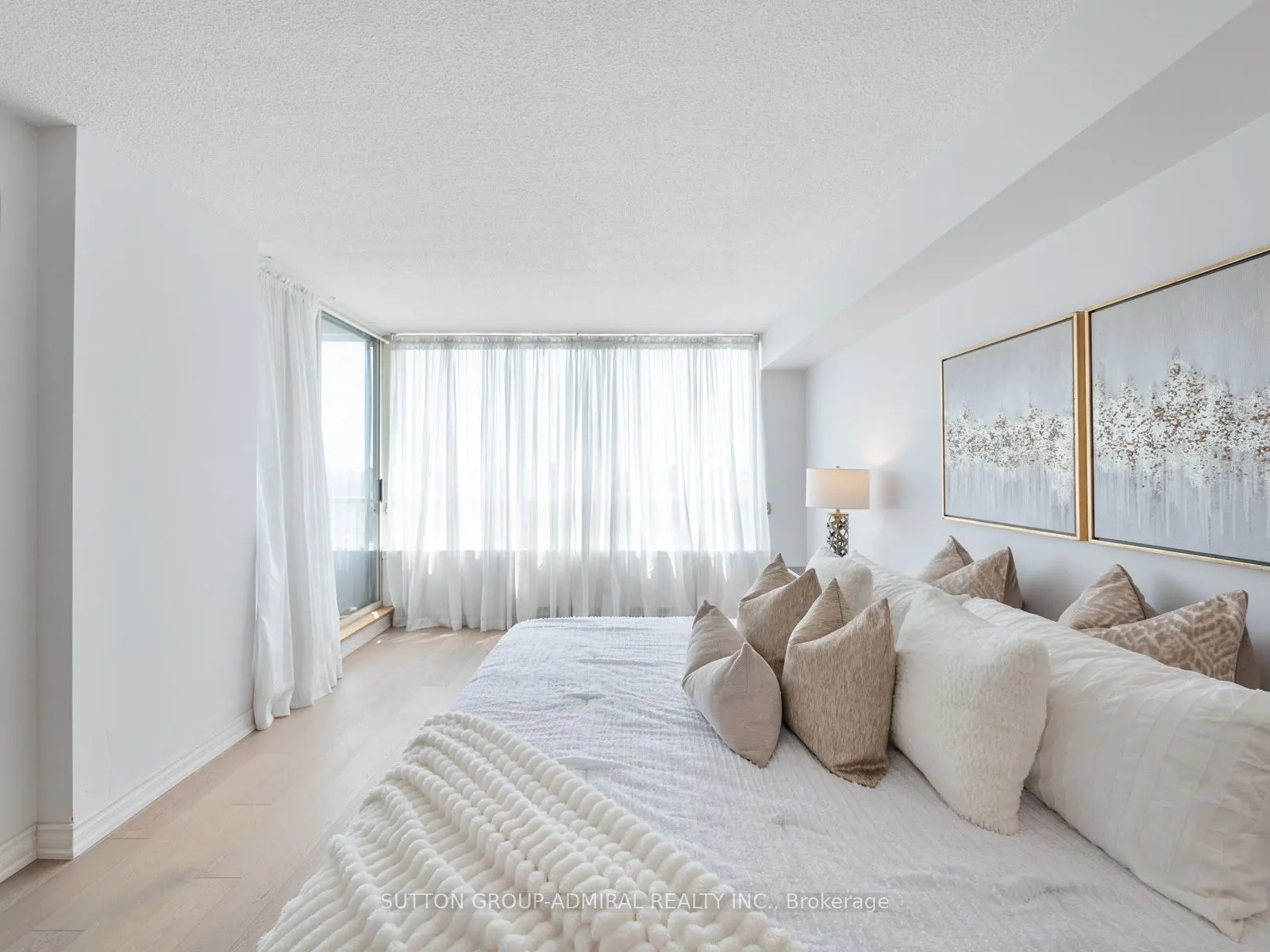 175 Bamburgh Circle, #1904