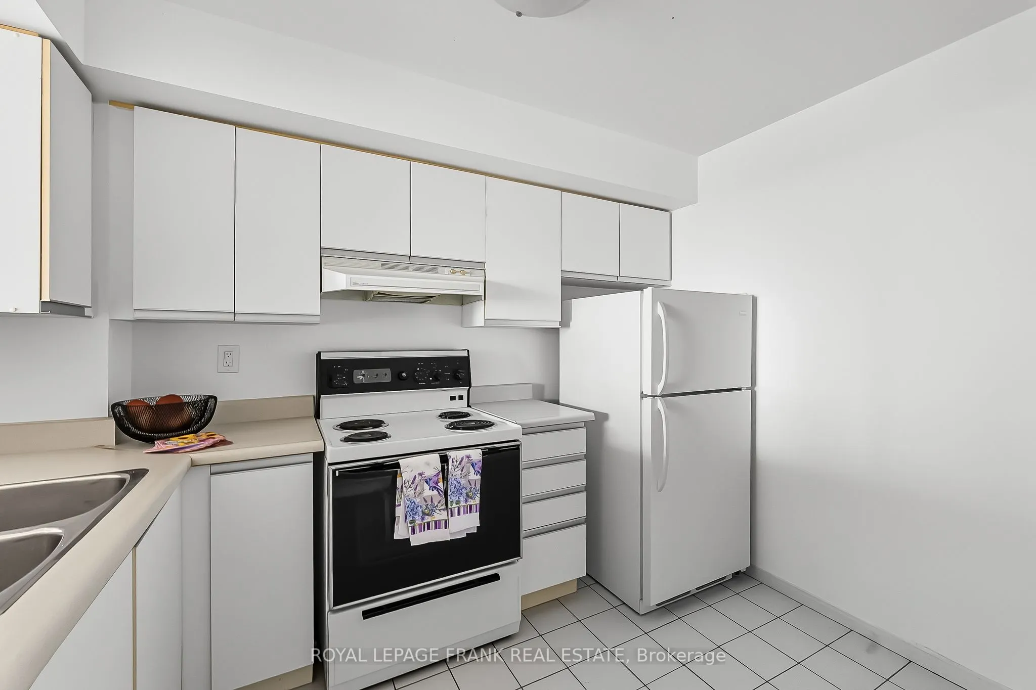 400 McLevin Avenue, #1812