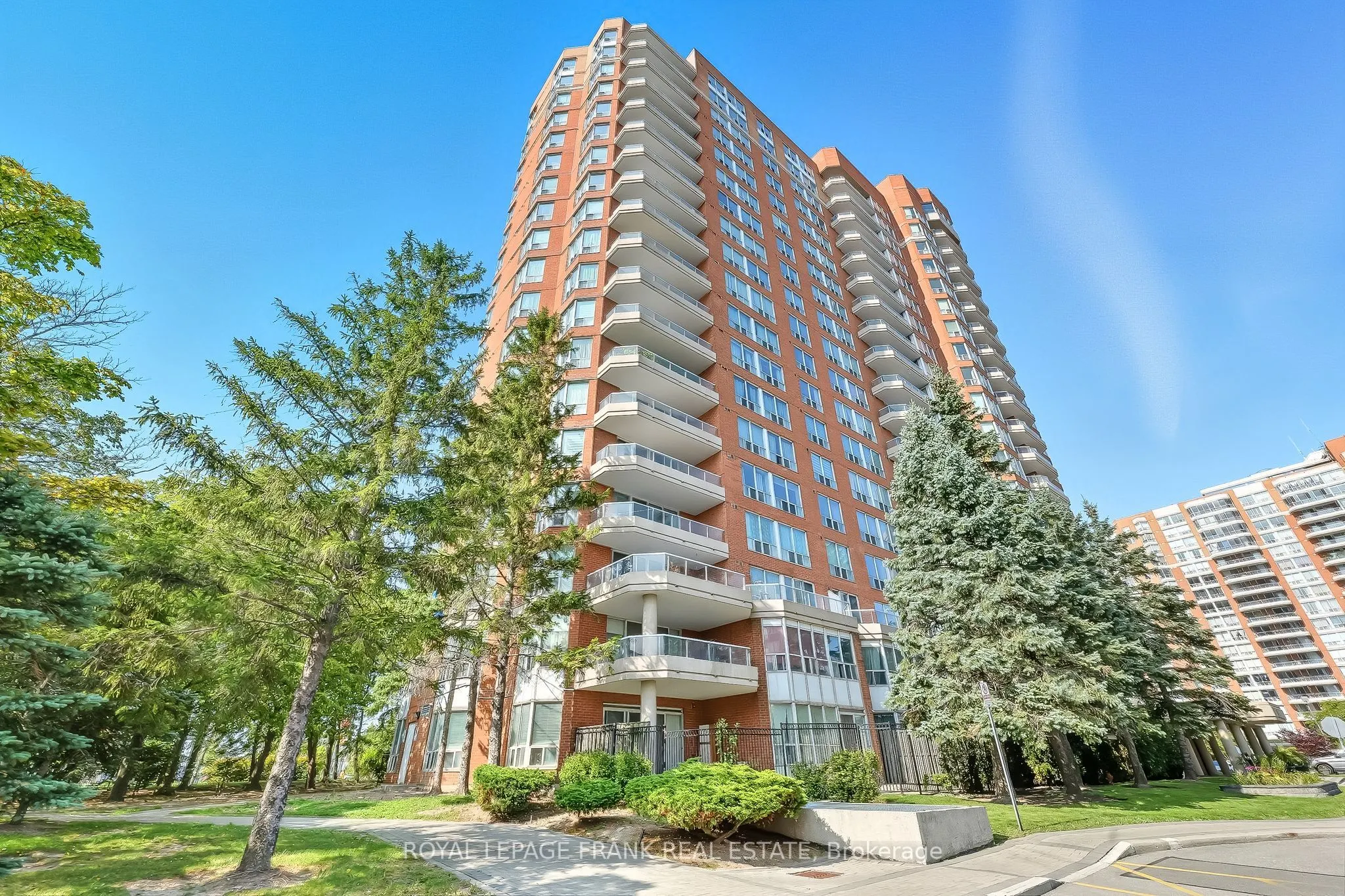 400 McLevin Avenue, #1812