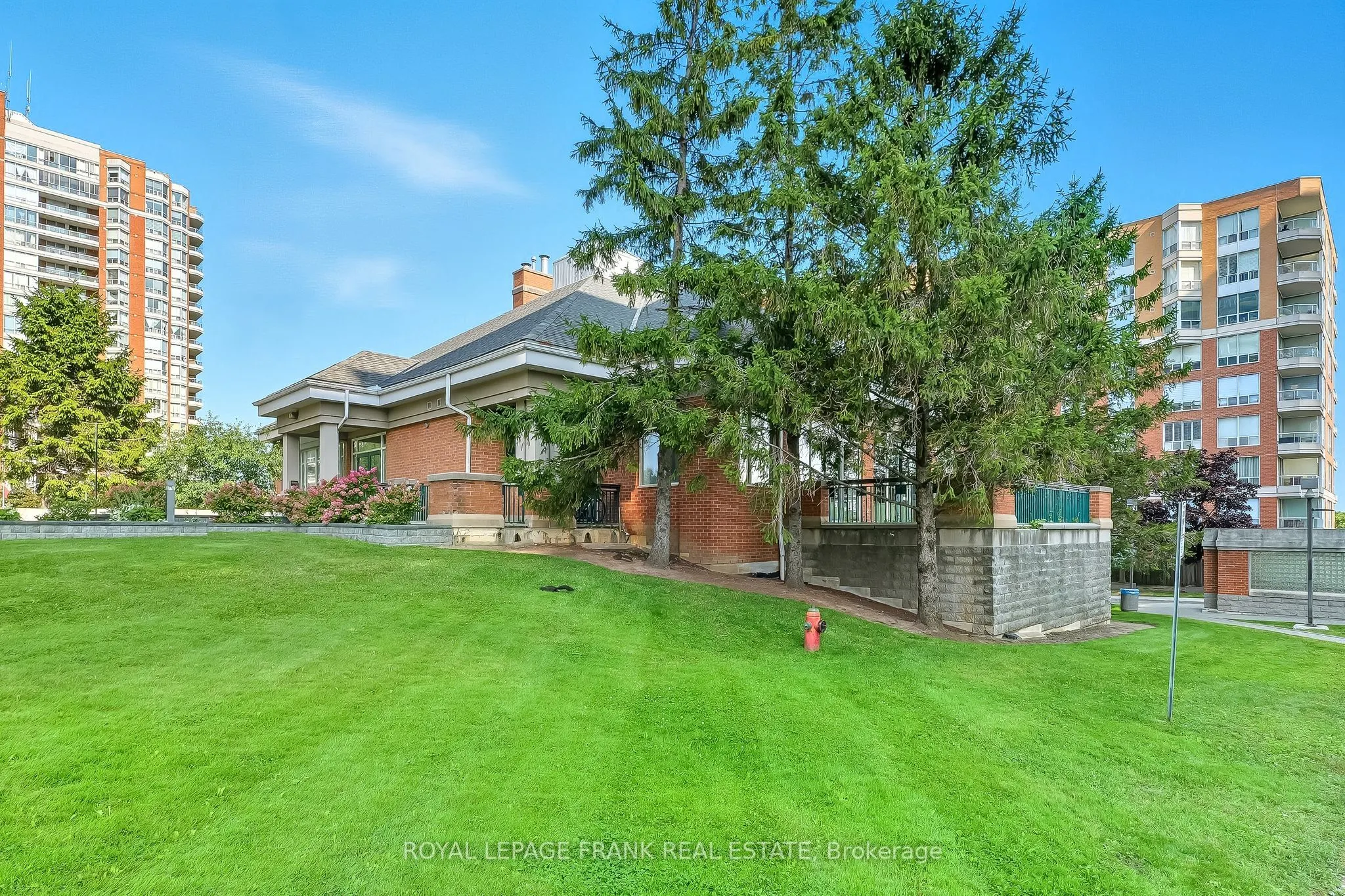 400 McLevin Avenue, #1812