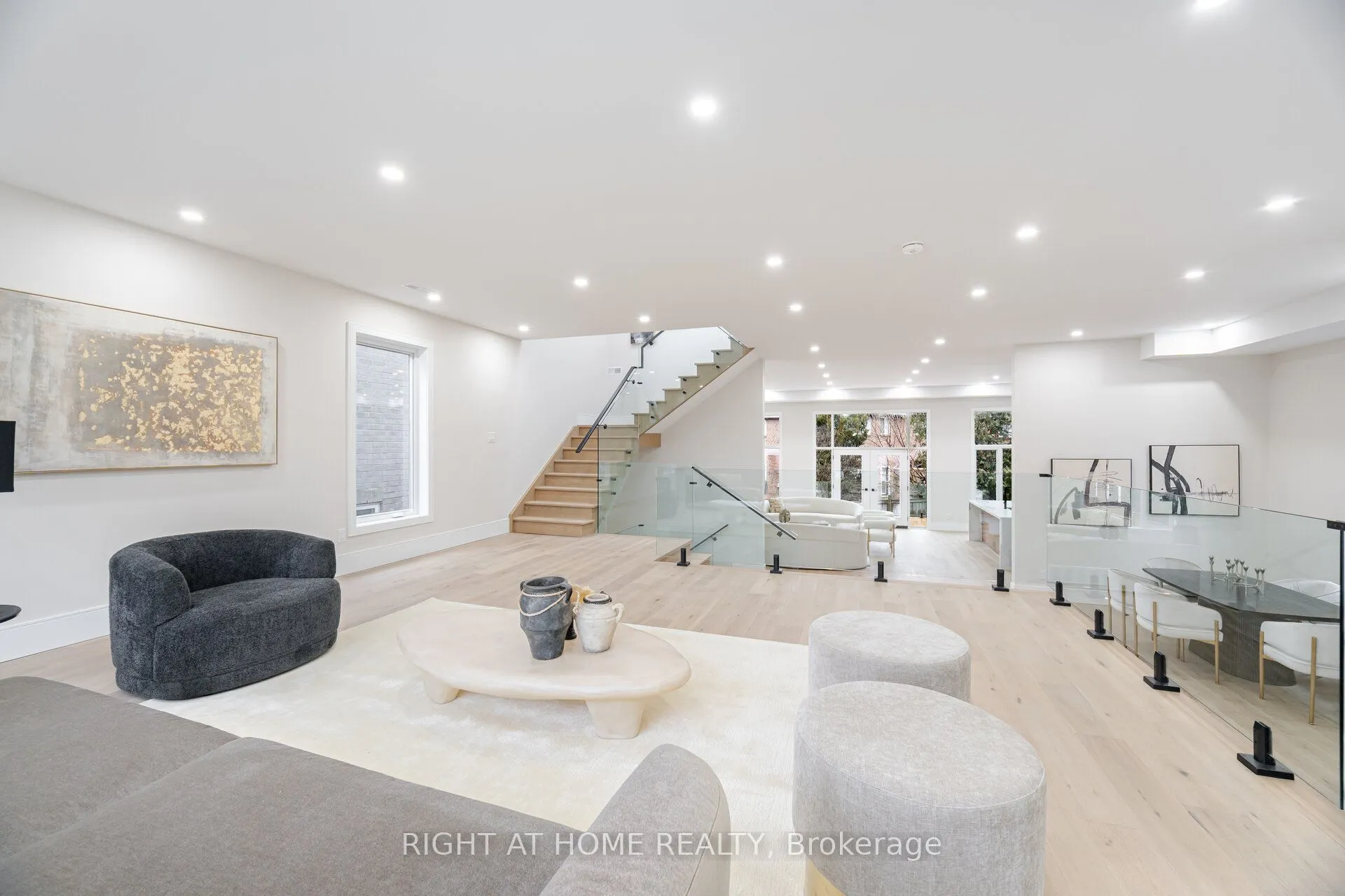 1950 Rosebank Road