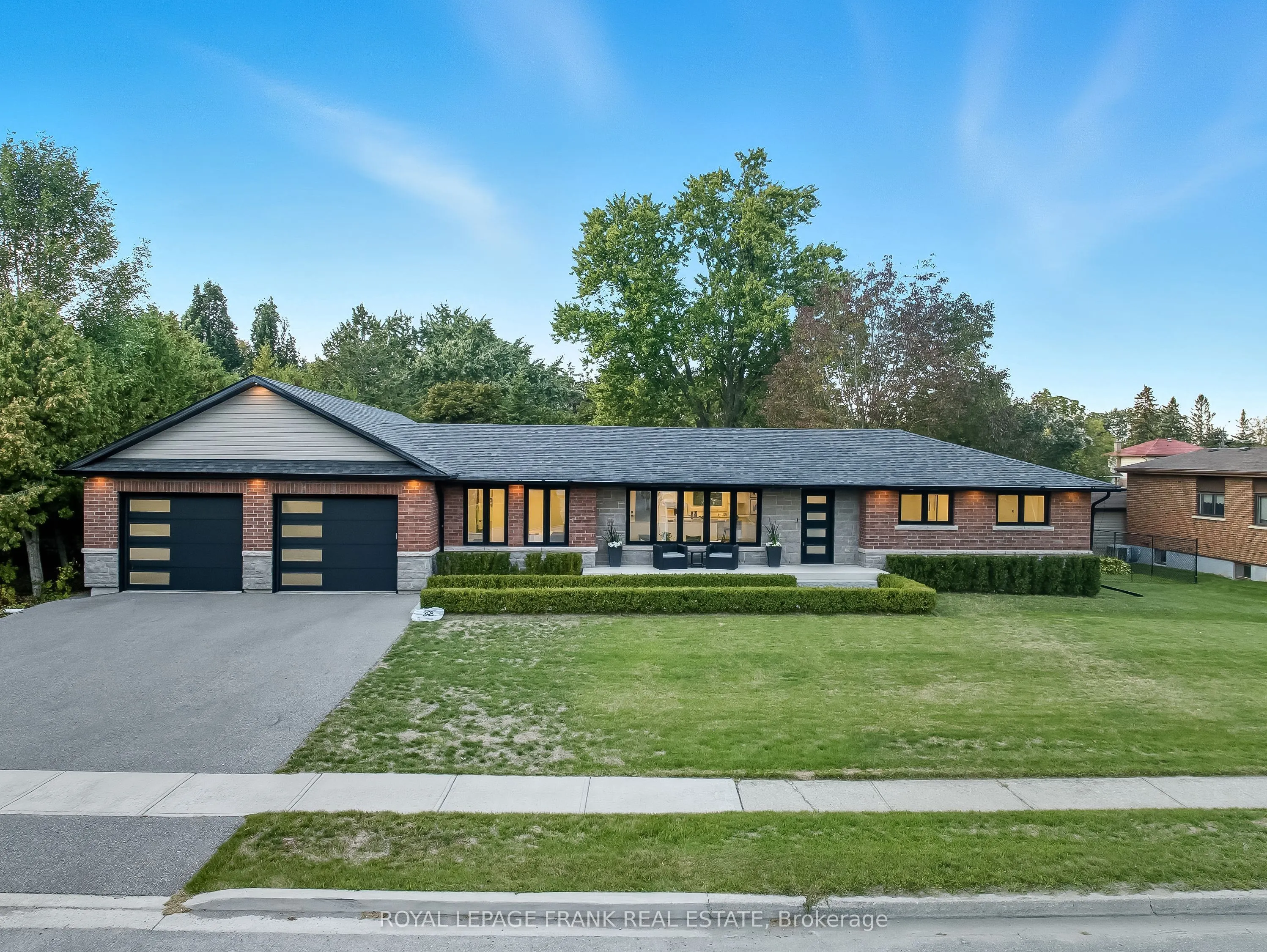 393 Lorne Street