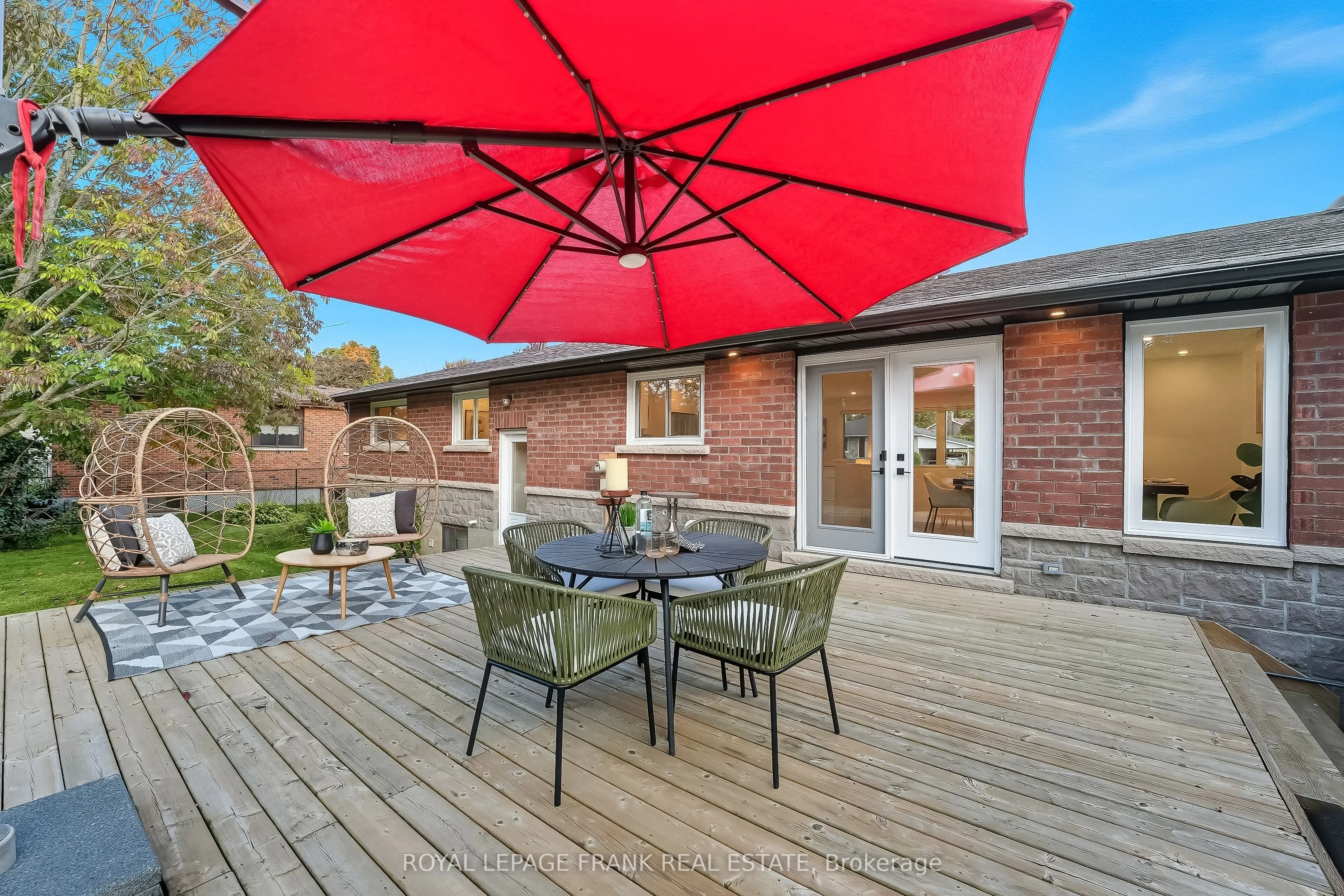 393 Lorne Street