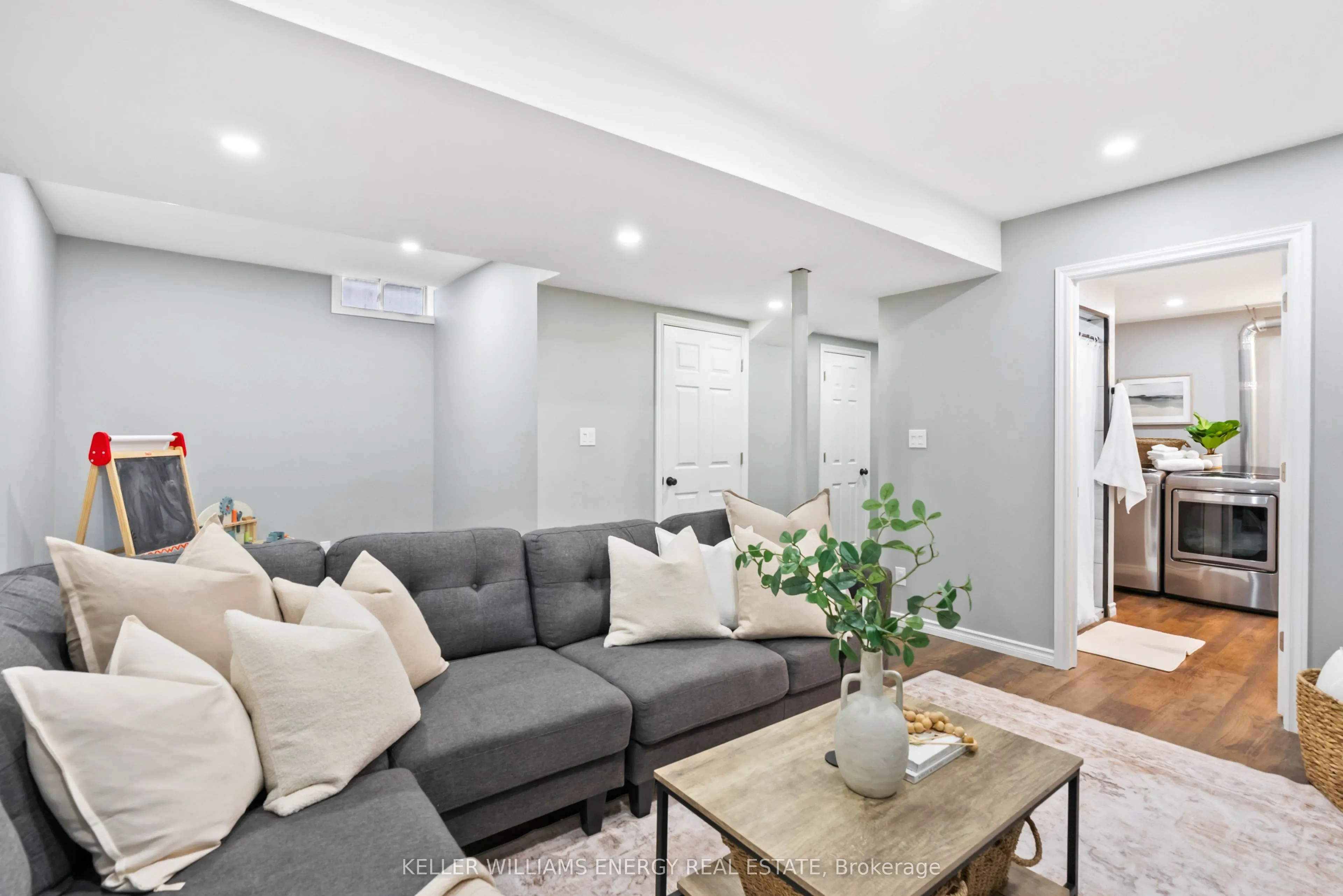 102 Lownie Court