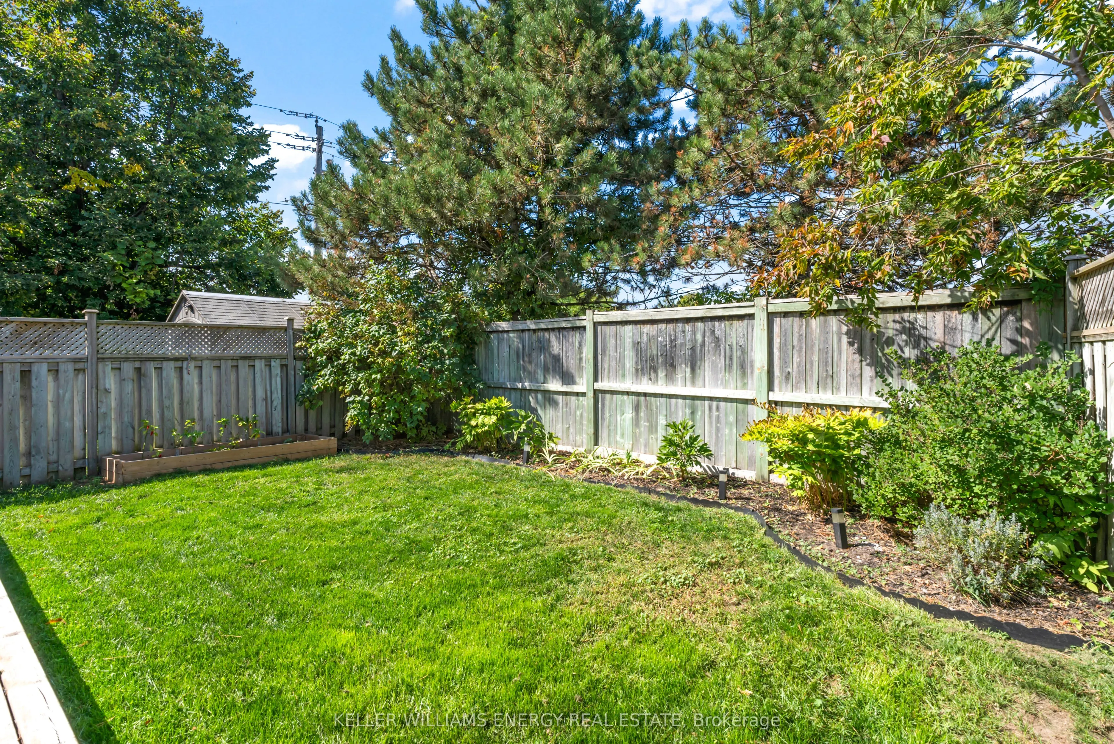 102 Lownie Court