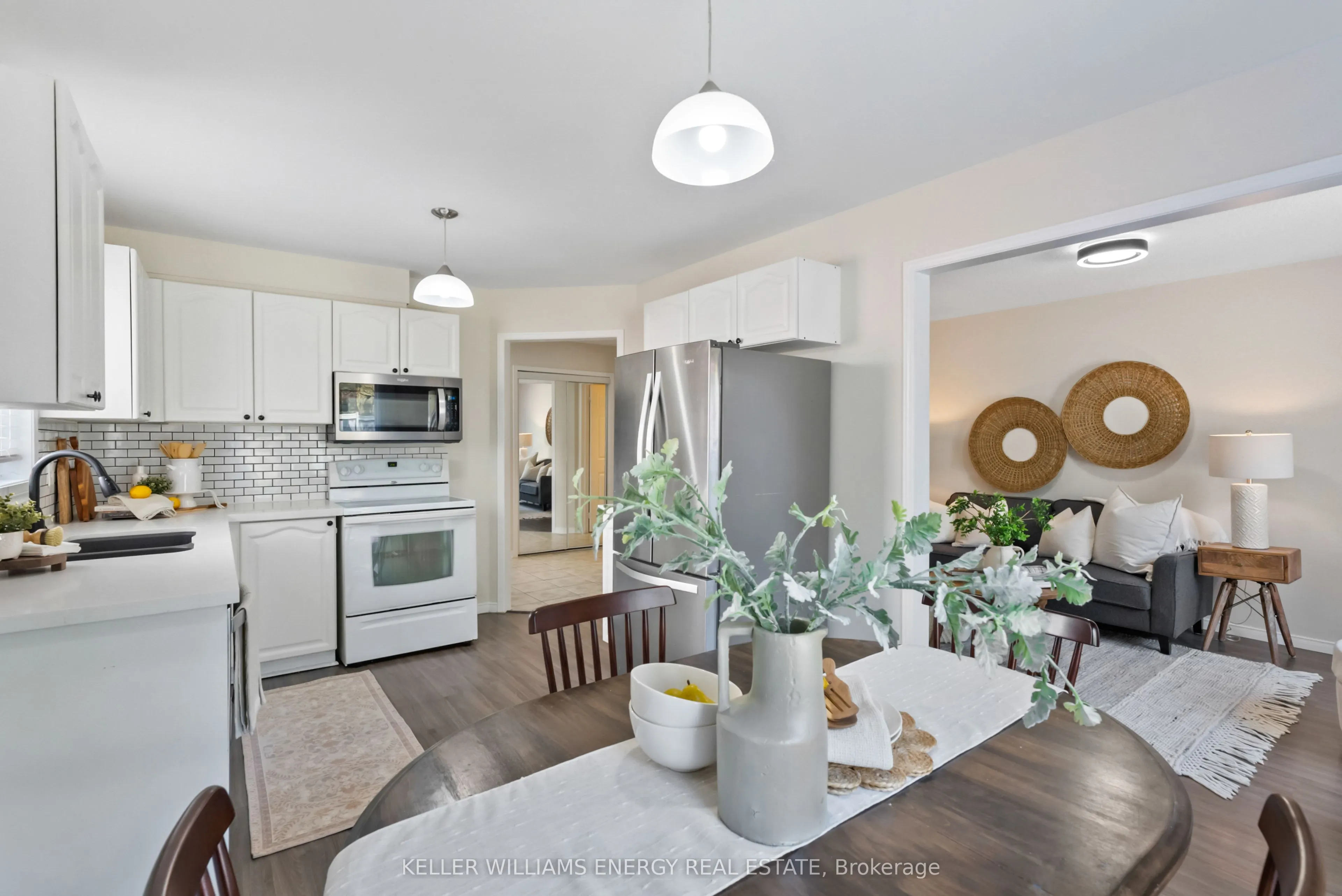 102 Lownie Court