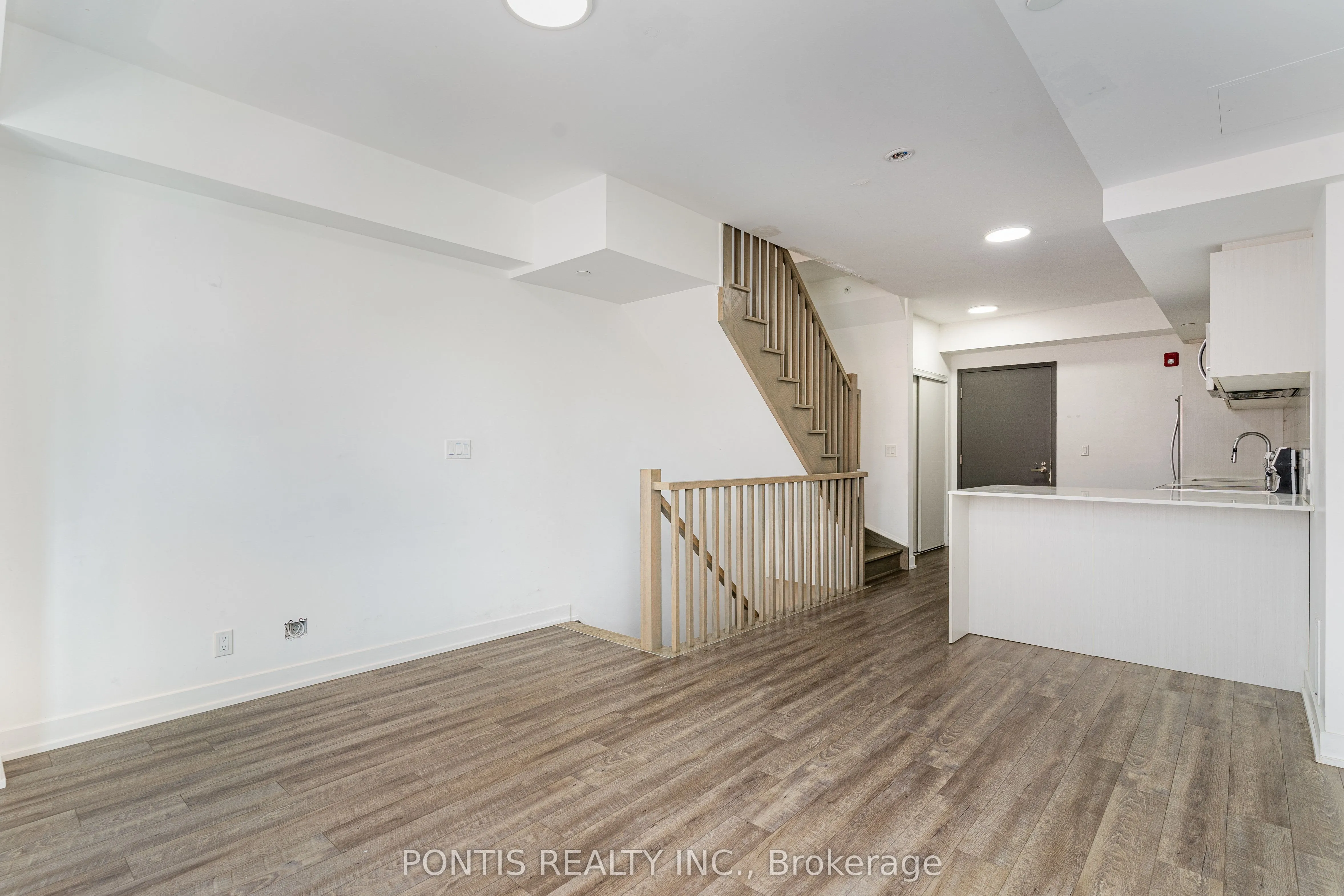 2100 Bridletowne Circle, #330