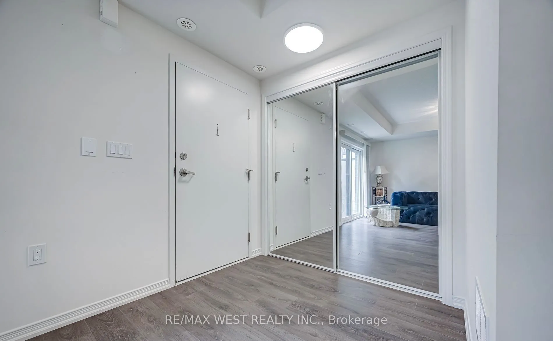 510 Kingbird Grove, #118