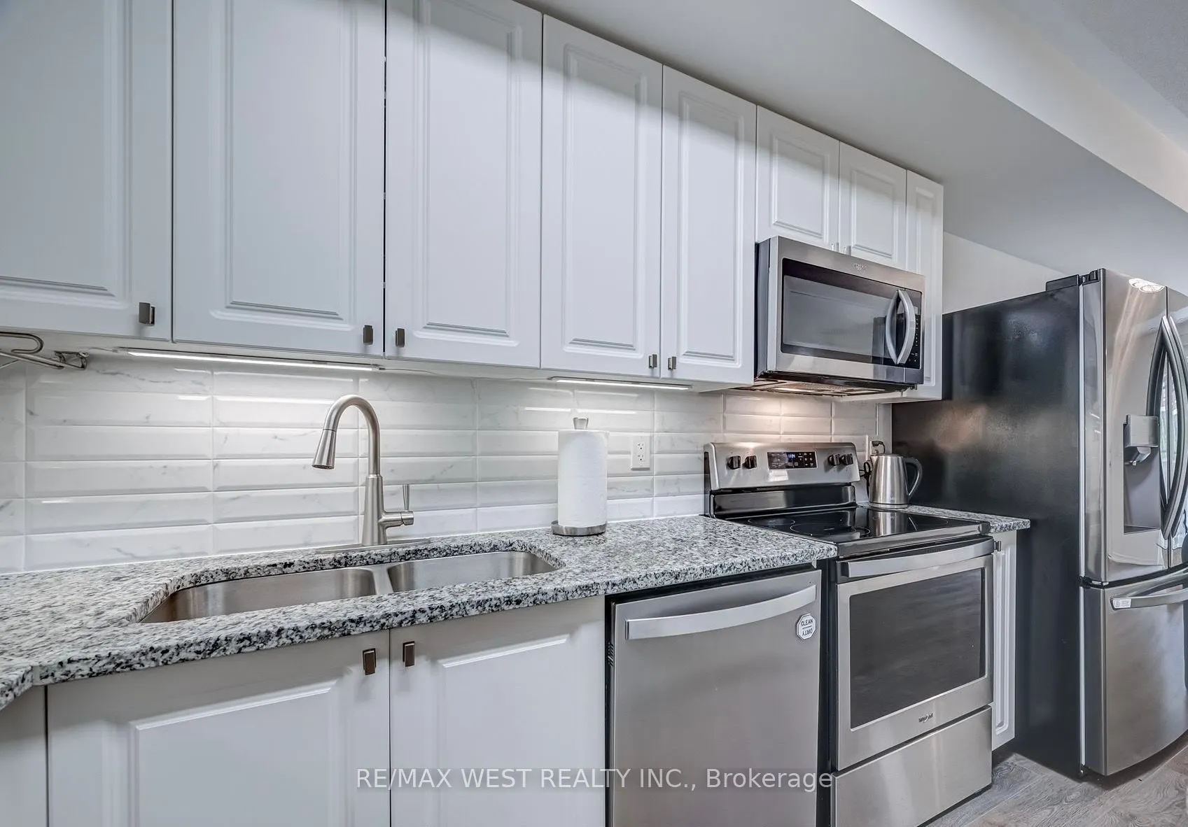 510 Kingbird Grove, #118