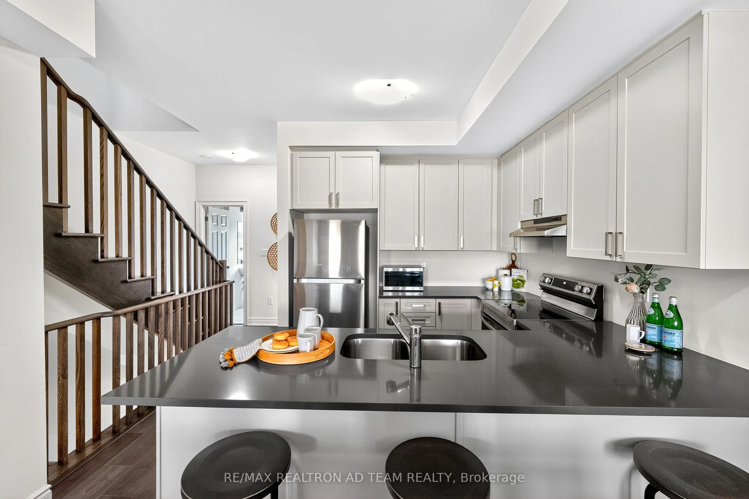 2681 Magdalen Path, #35