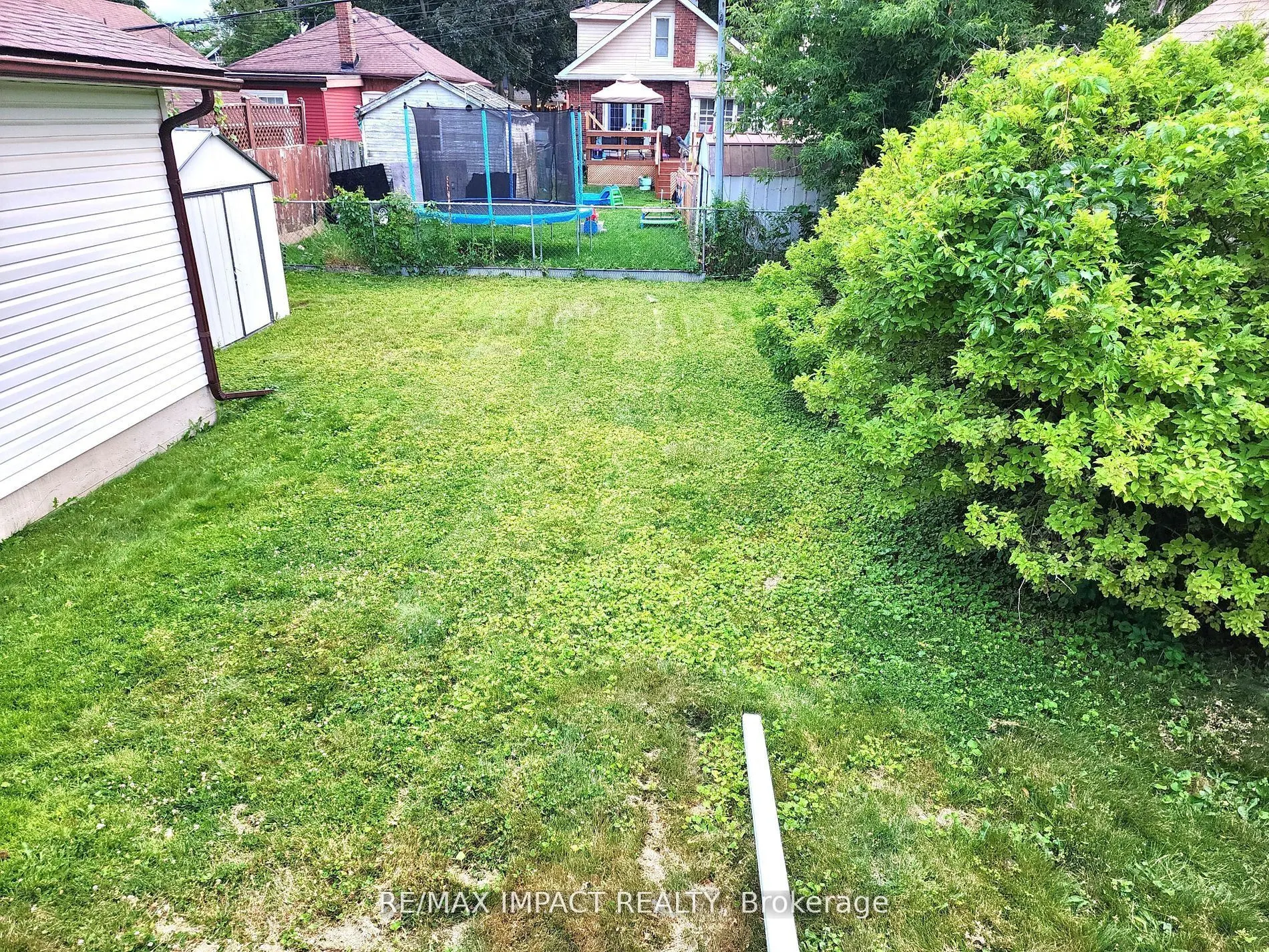 636 CHRISTIE Avenue