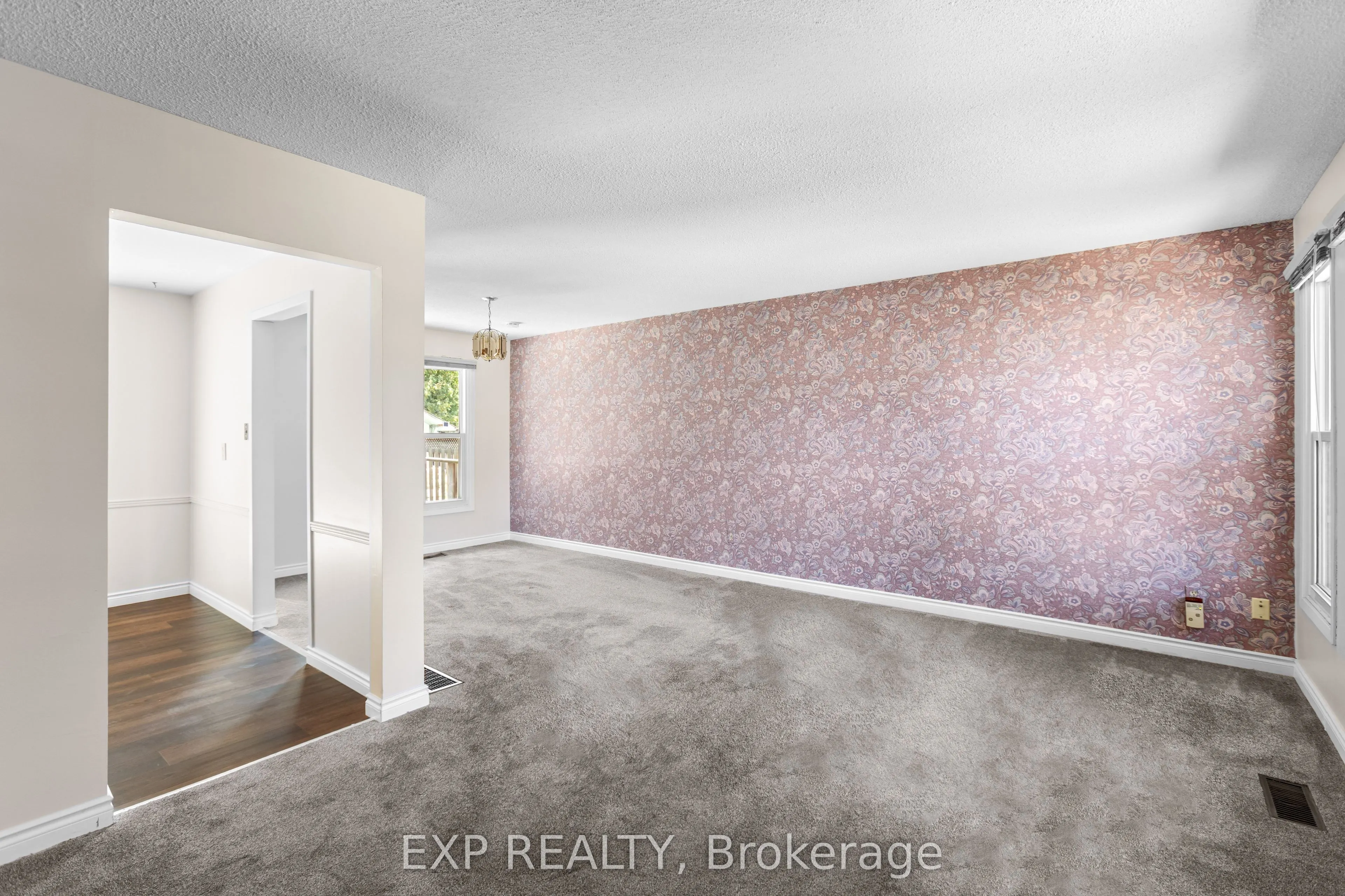 70 Pilkington Crescent