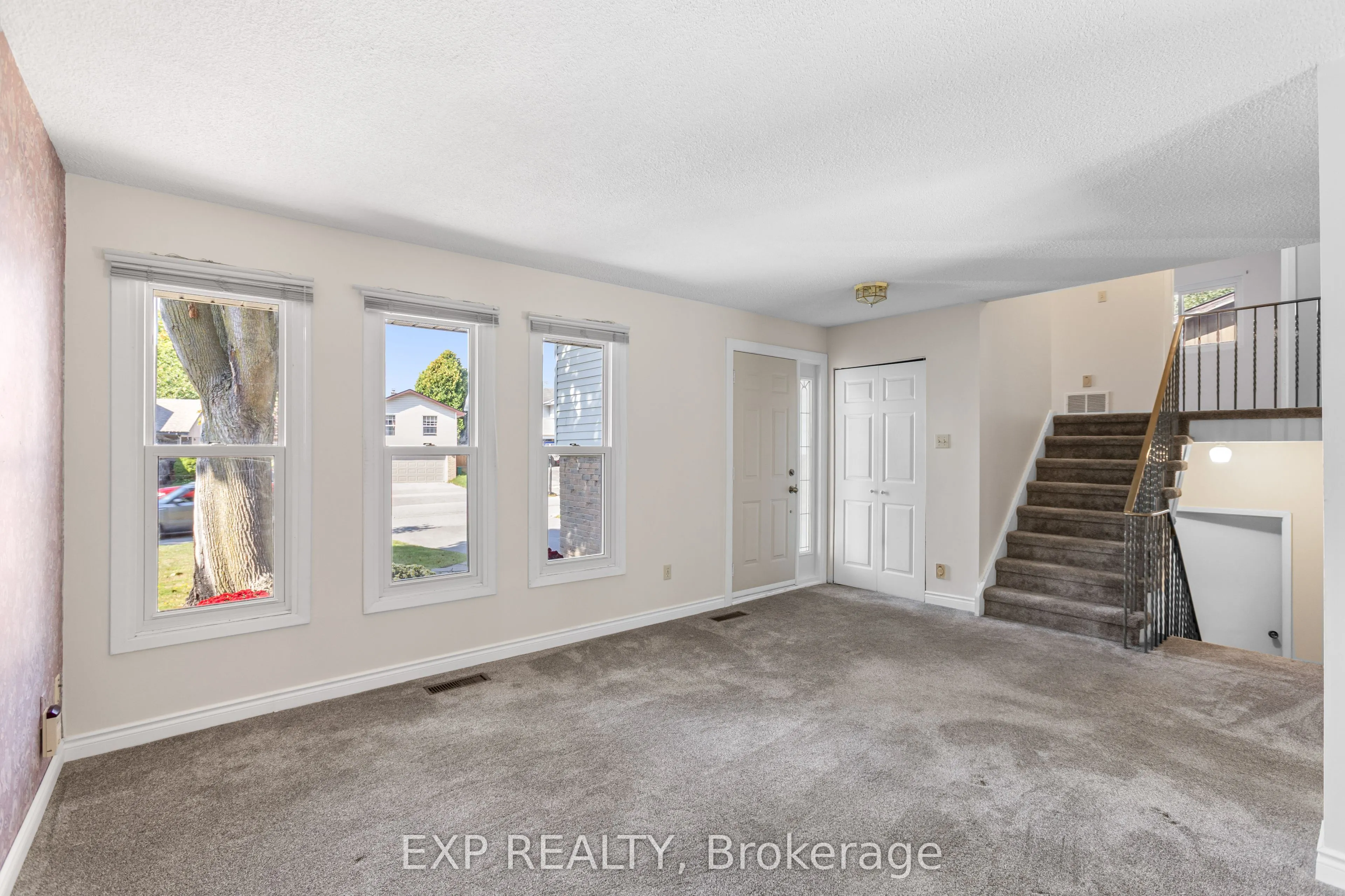 70 Pilkington Crescent