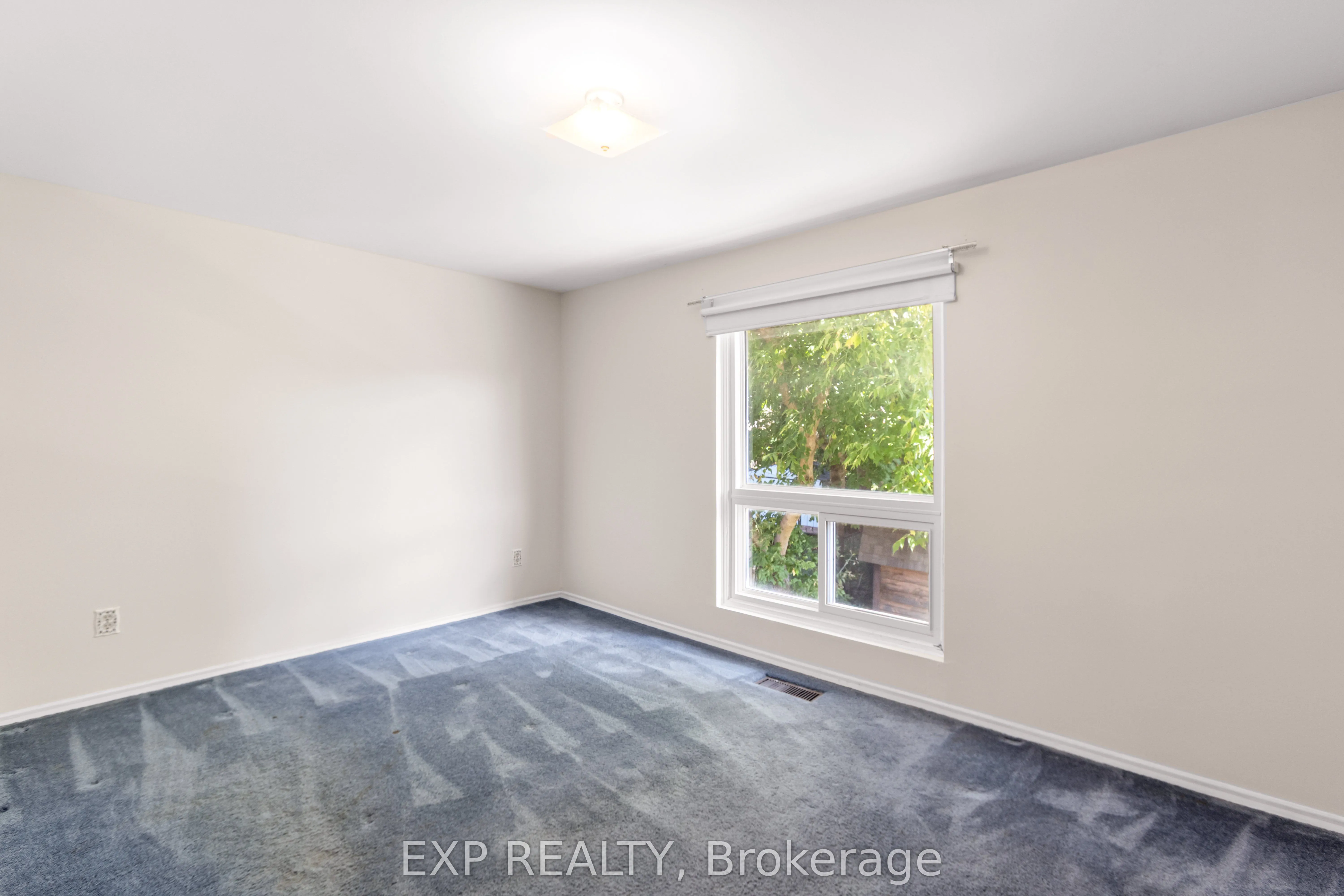 70 Pilkington Crescent