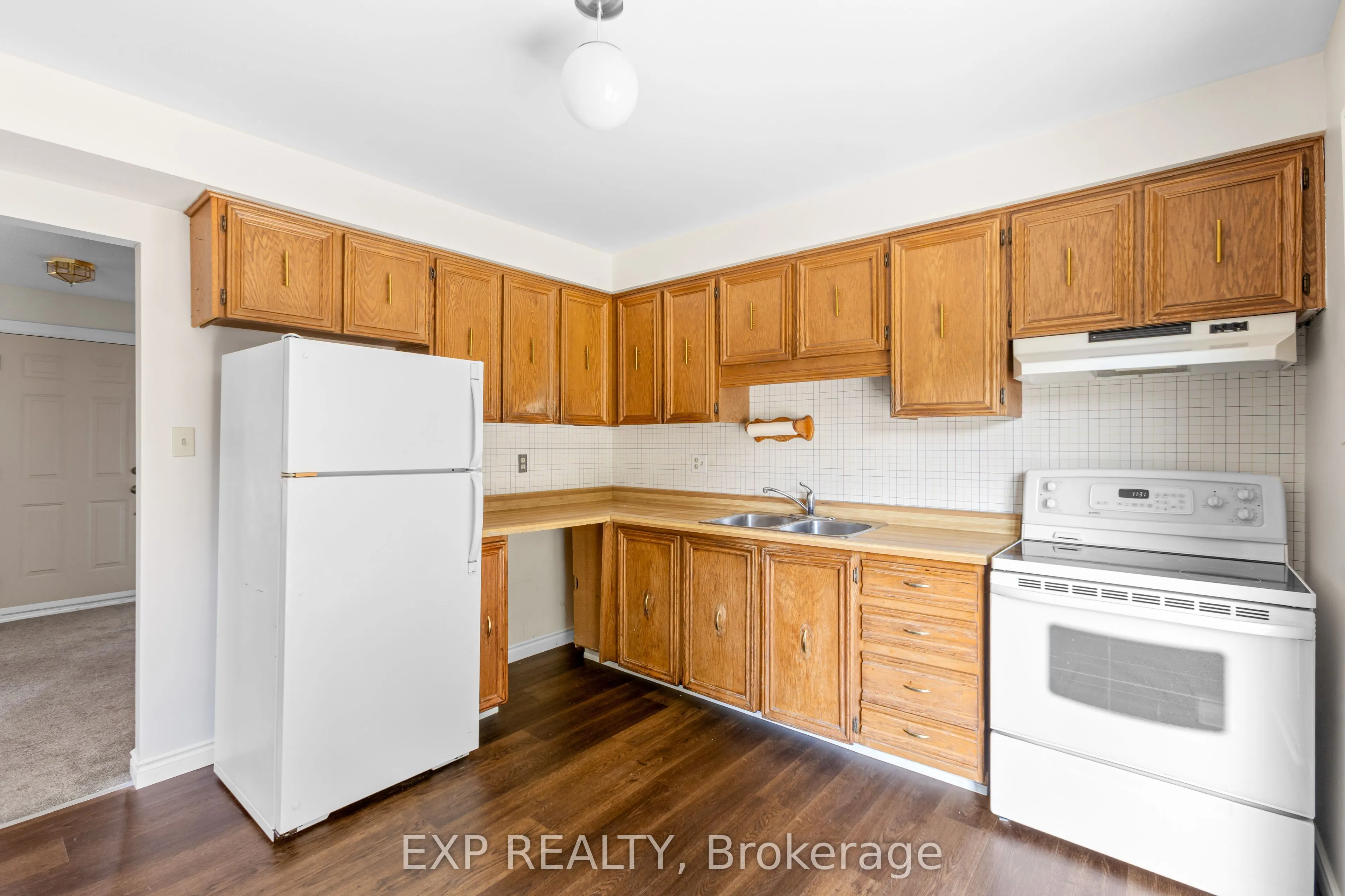 70 Pilkington Crescent