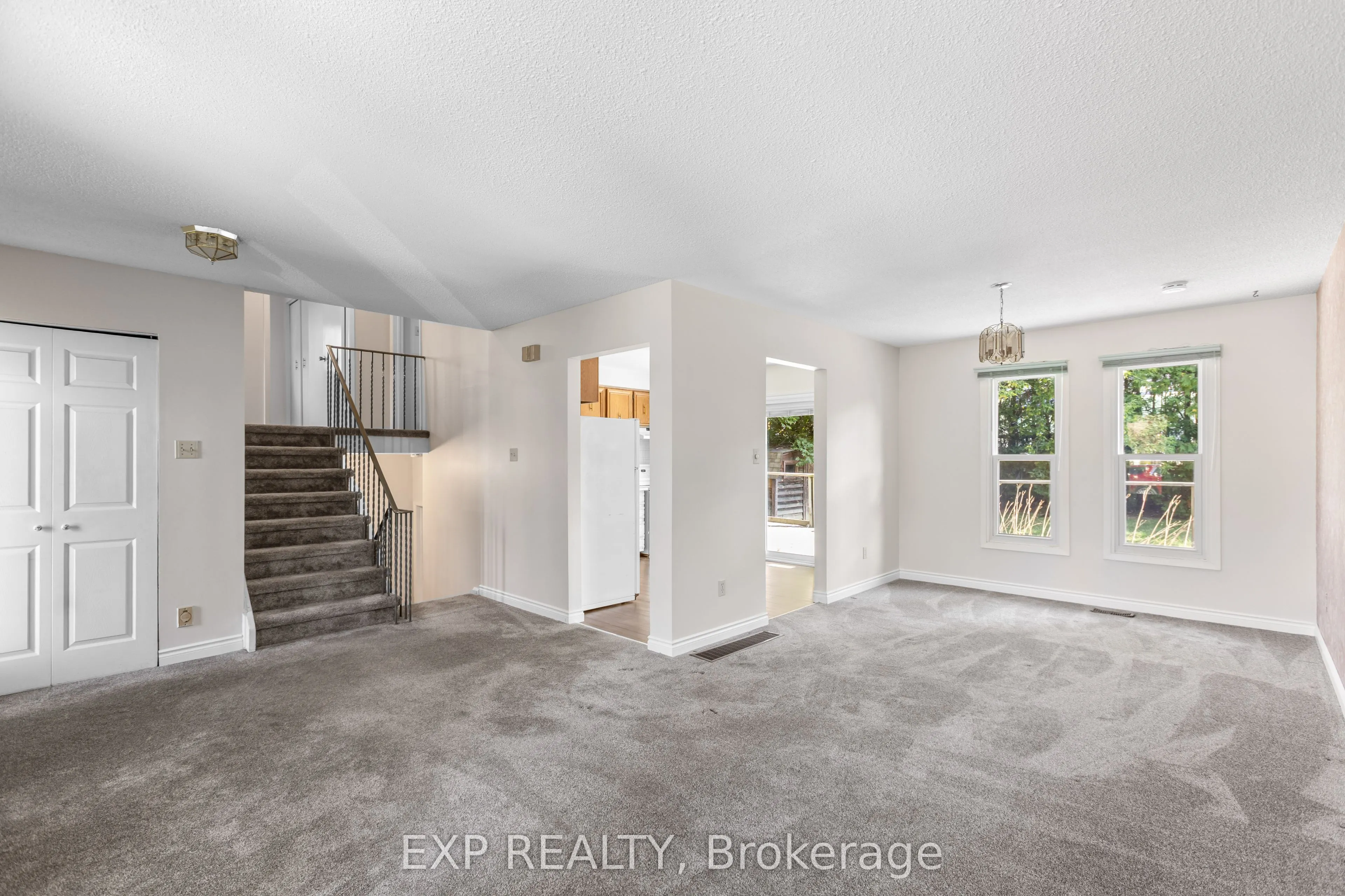 70 Pilkington Crescent