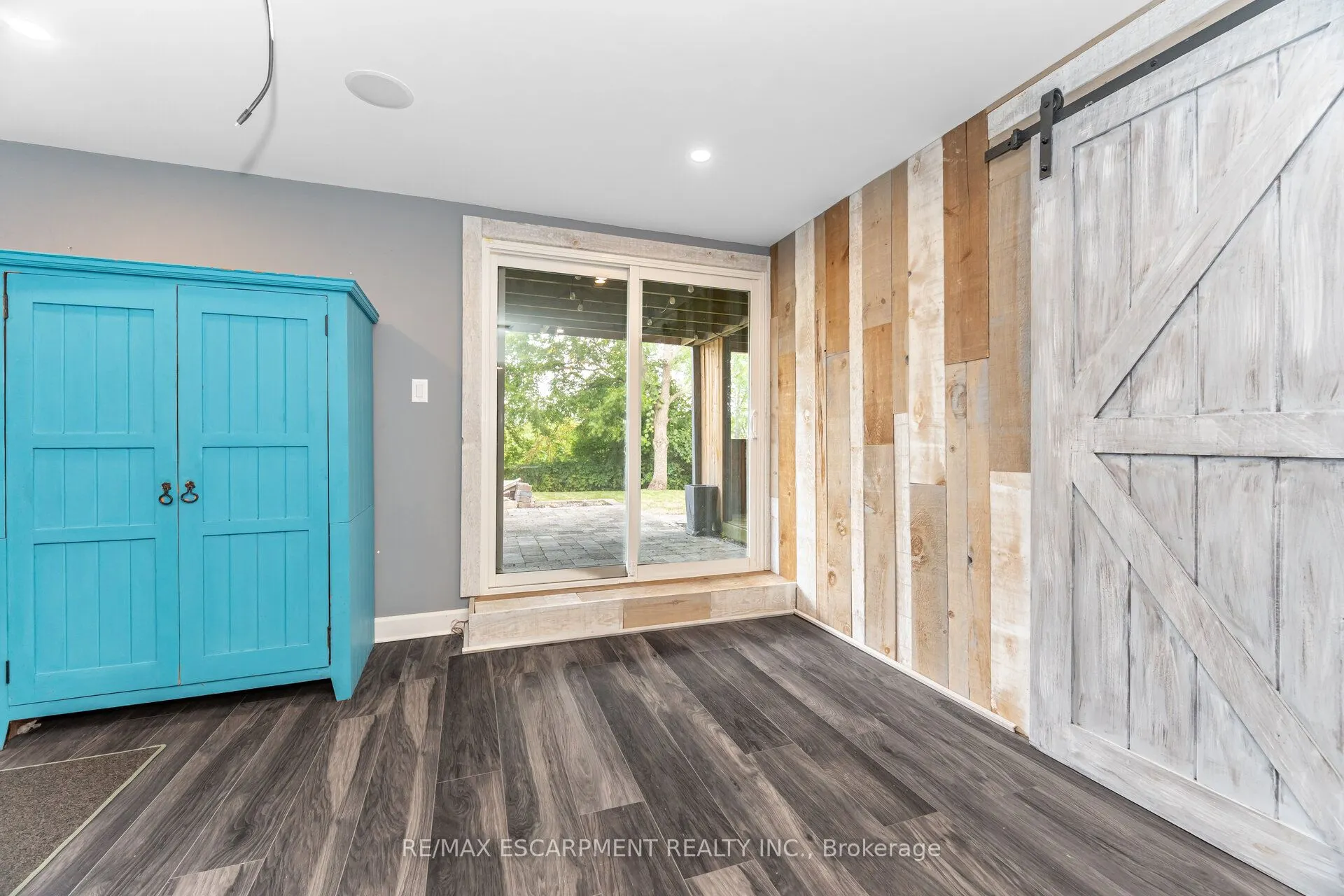 362 Prince Of Wales Drive