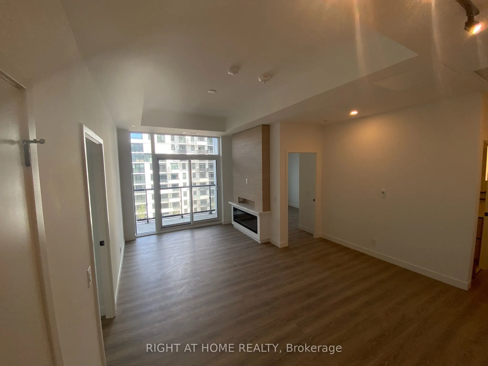1050 Eastern Avenue, #825