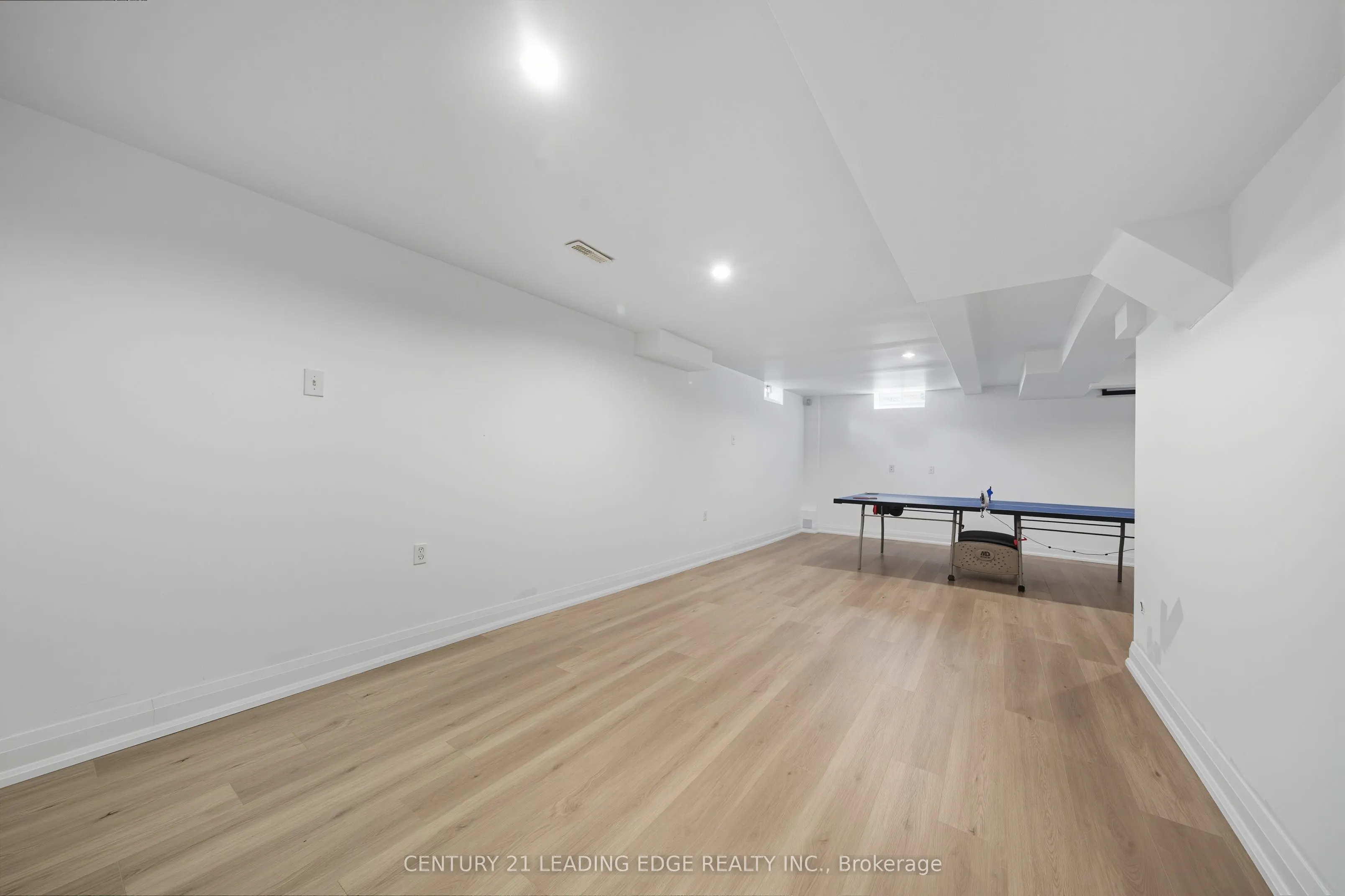 61 Scadding Avenue