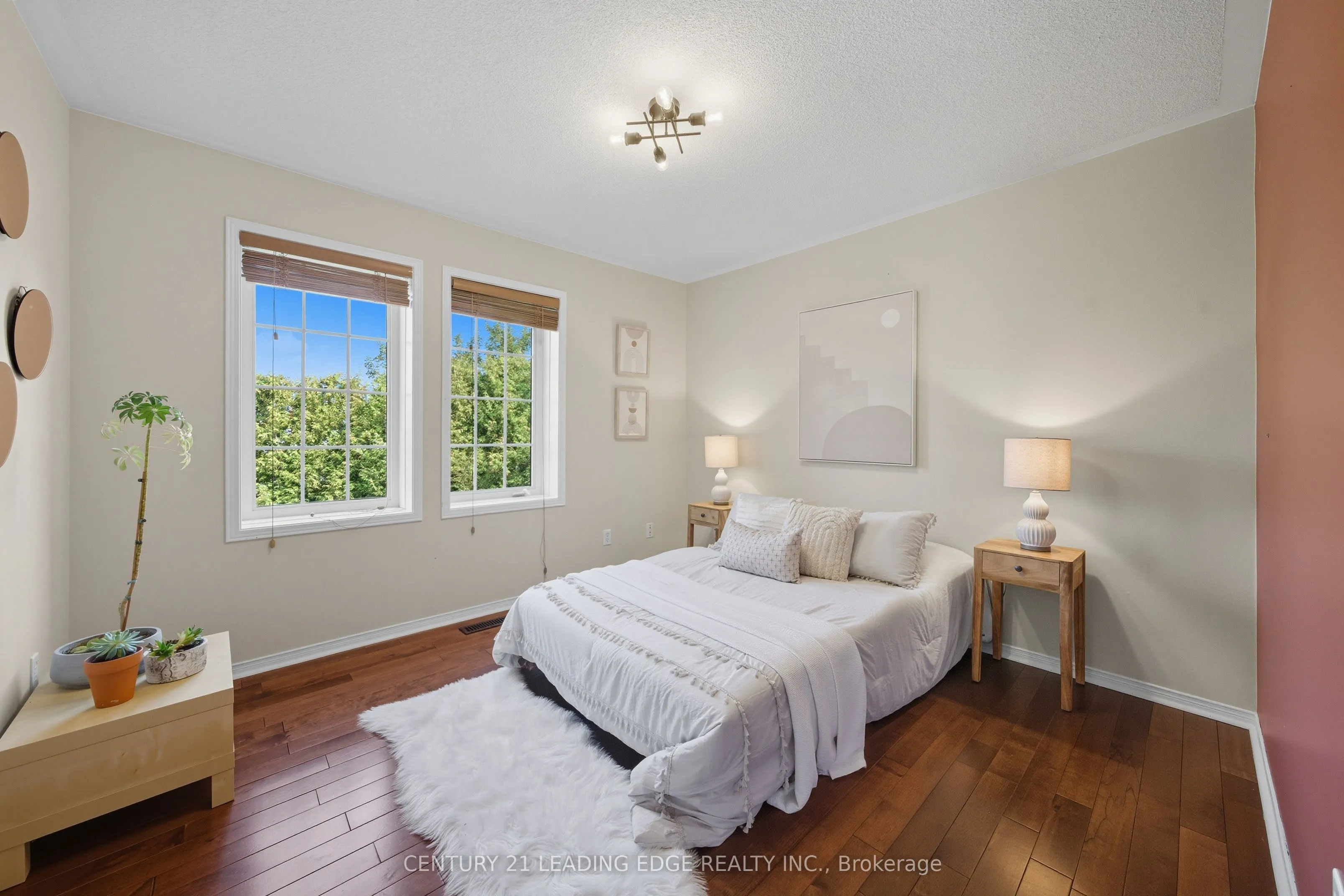 61 Scadding Avenue